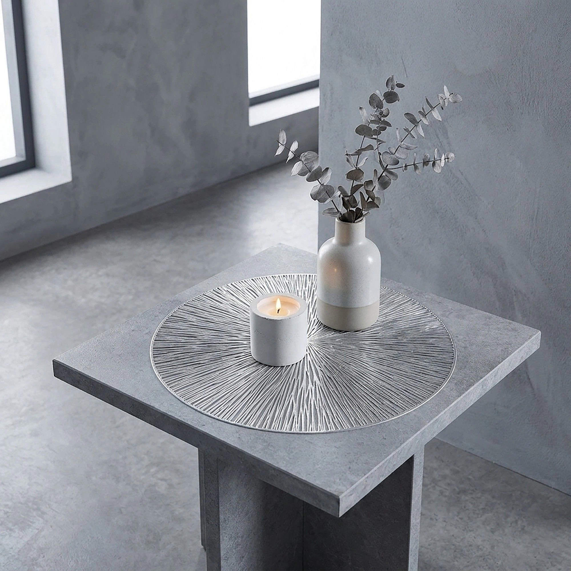 Alilang Unisex 4-Pack Metallic Round PVC Placemats Heat Resistant Textured Table Mats