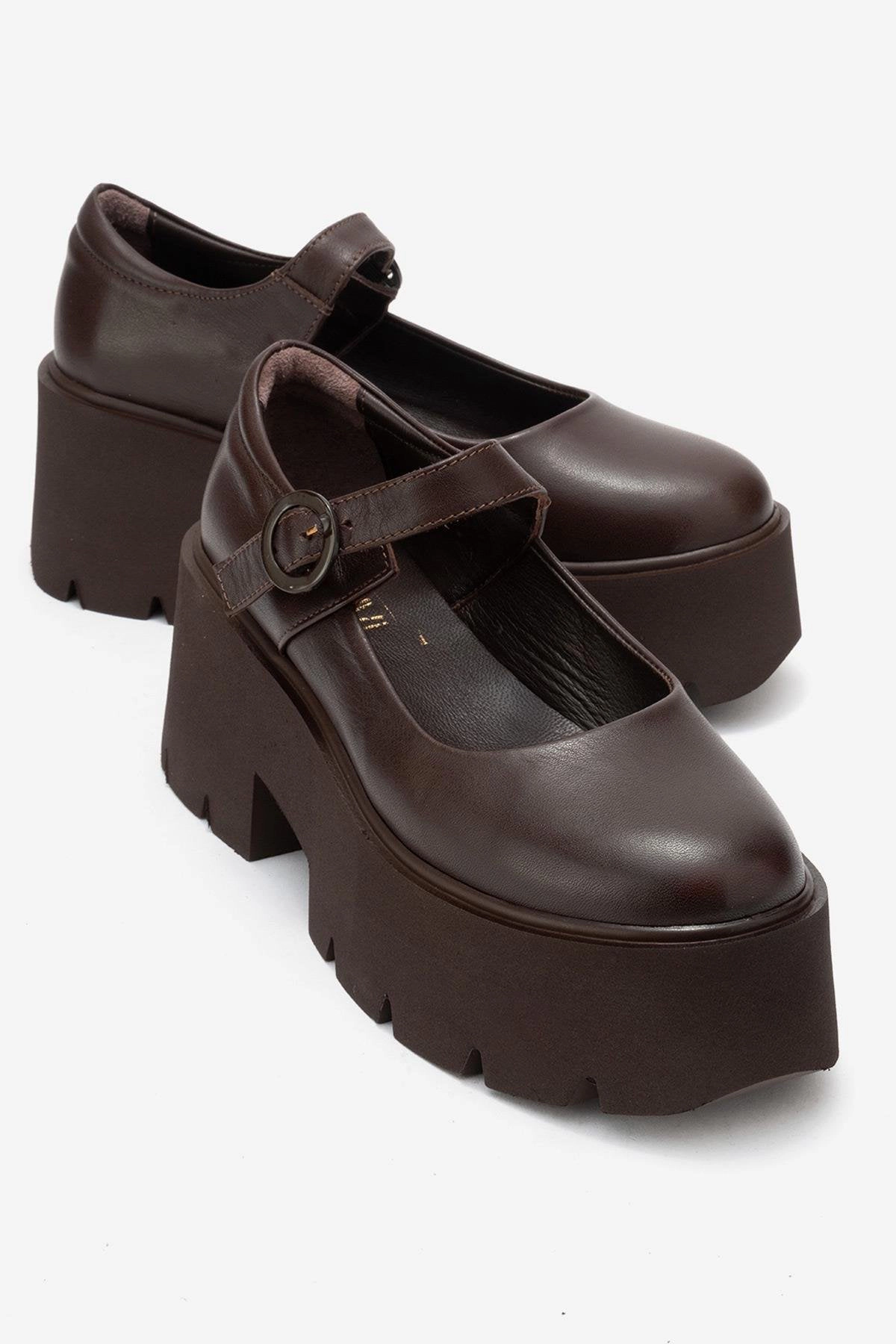 Forever & Always Womens Orina Leather Platform Mary Jane Shoe