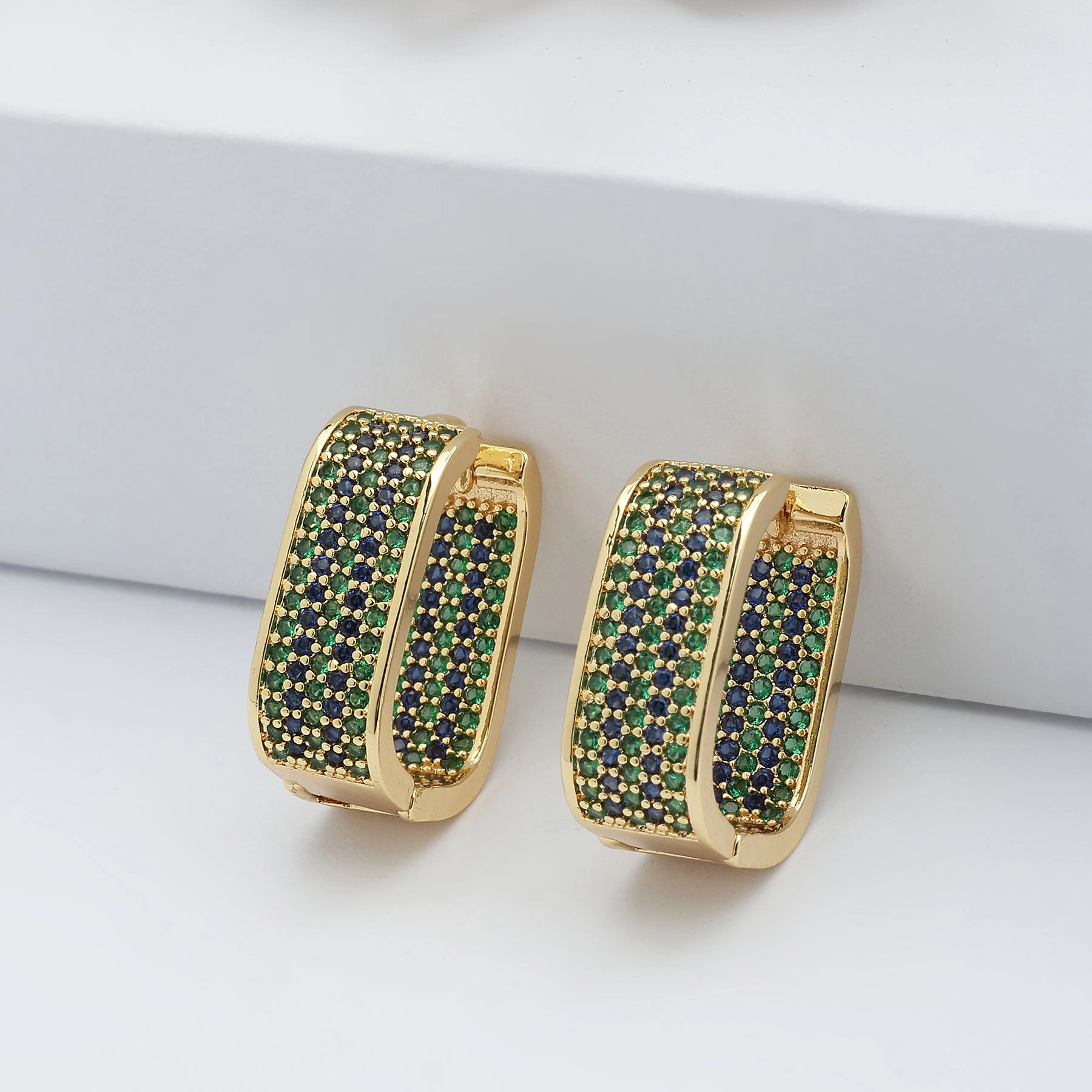 AGP PARIS Womens Golden Radiance Hoop Earrings