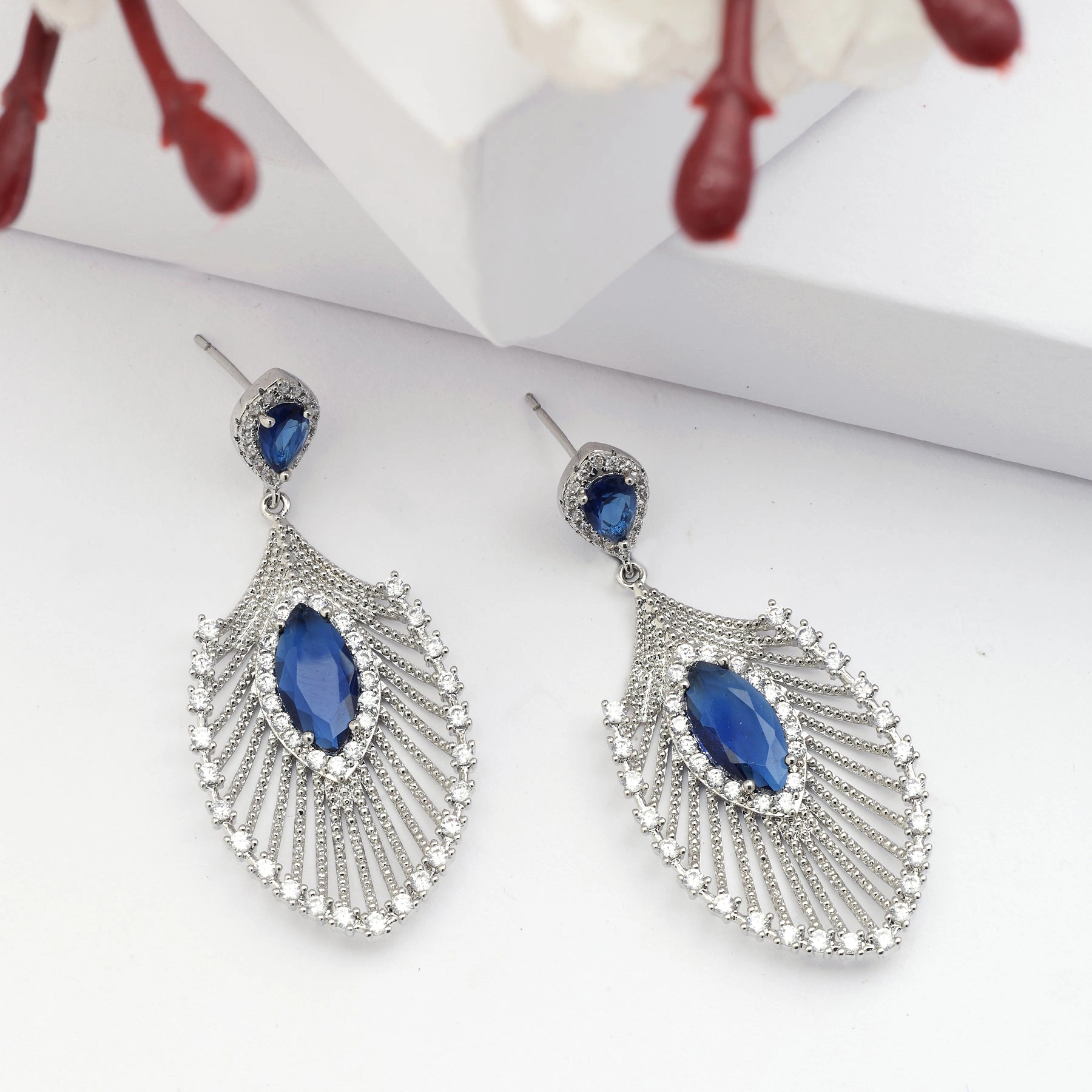 AGP PARIS Womens Diva Peacock Feather Drop Earrings