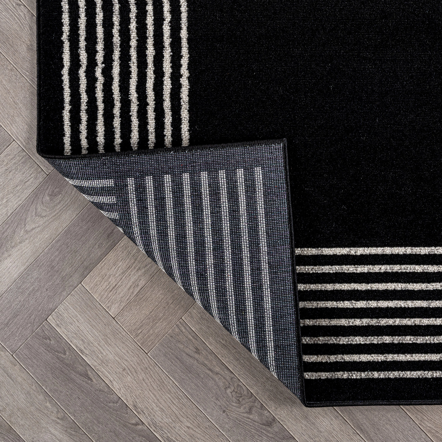World Rug Gallery Modern Minimal Bordered Area for Living Room, Bedroom, or Entryway – Low Pile
