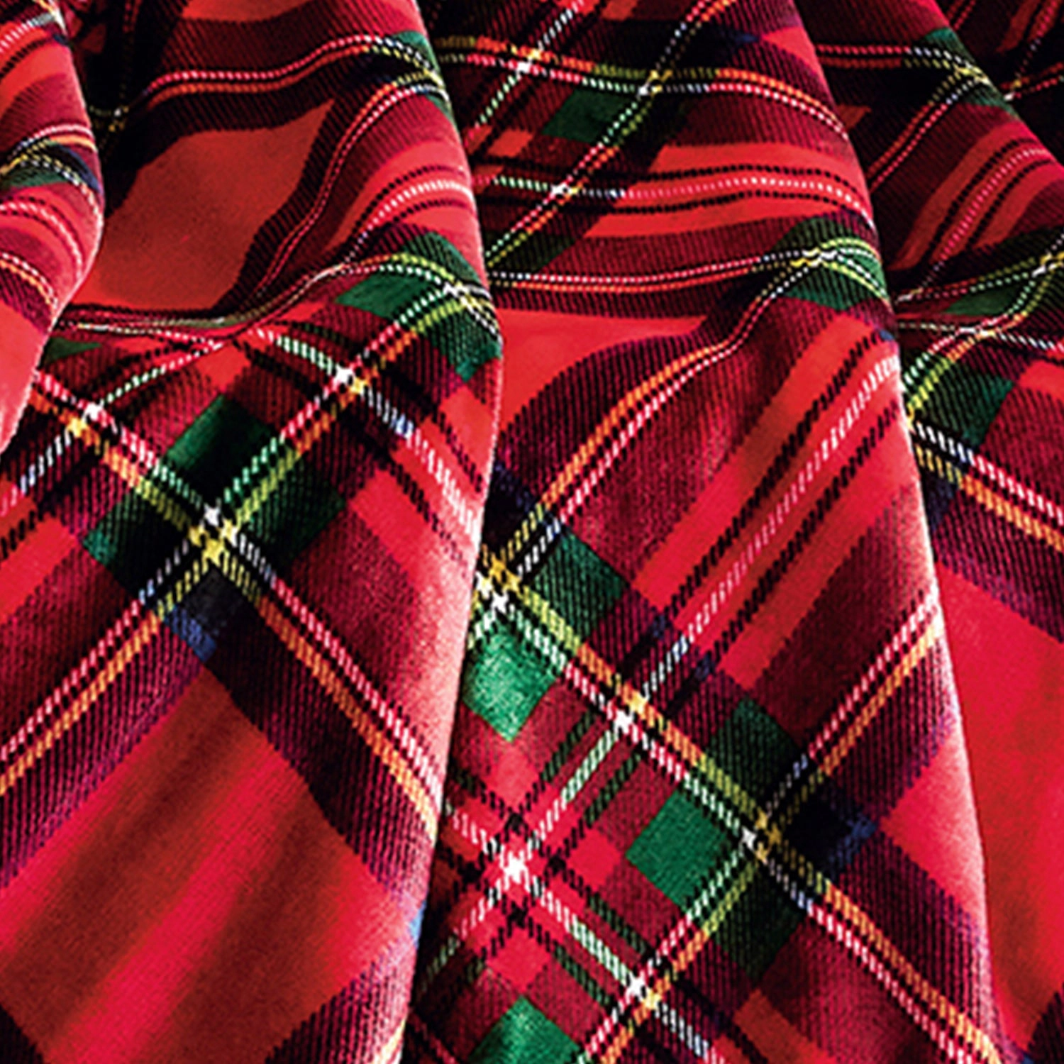 Plazatex 100% Polyester Plaid Printed Reversible Throw Blanket 50" x 60" Maulticolor