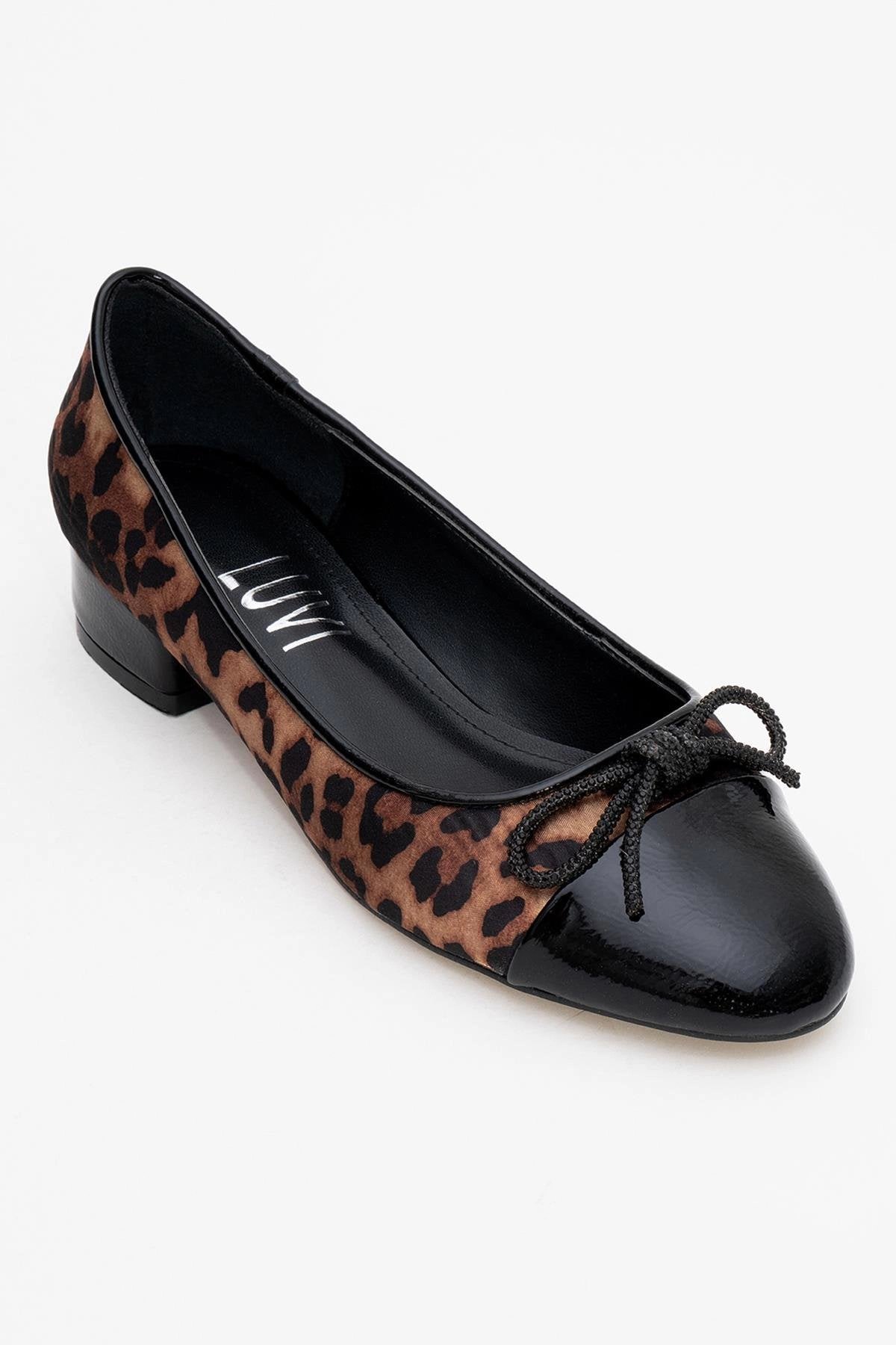 Prologue Shoes Womens Julien Bow Detail Block Heel Flat