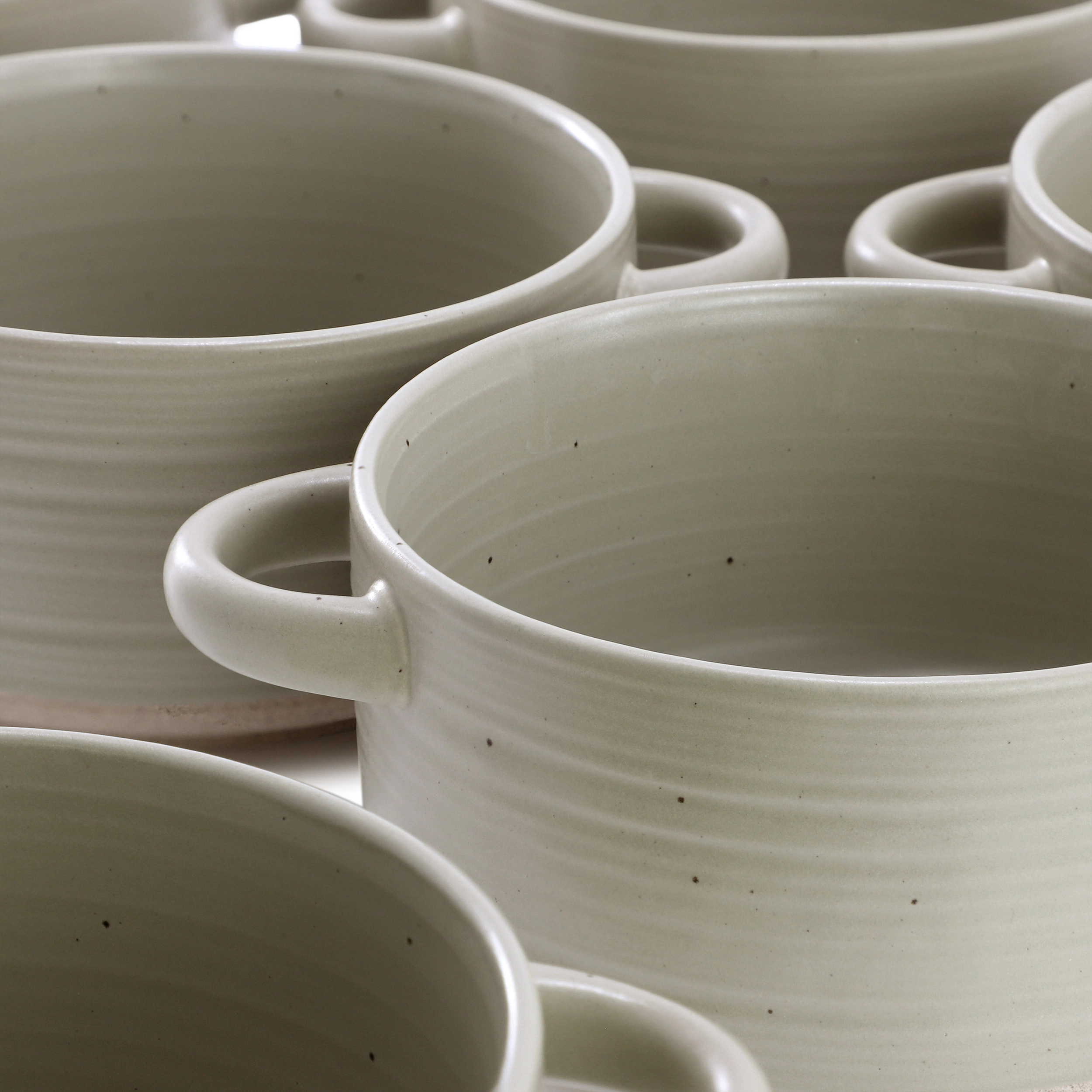 Gibson Elite Monaco Circle 6 Piece Inch Stoneware Soup Bowls with Handles Cream