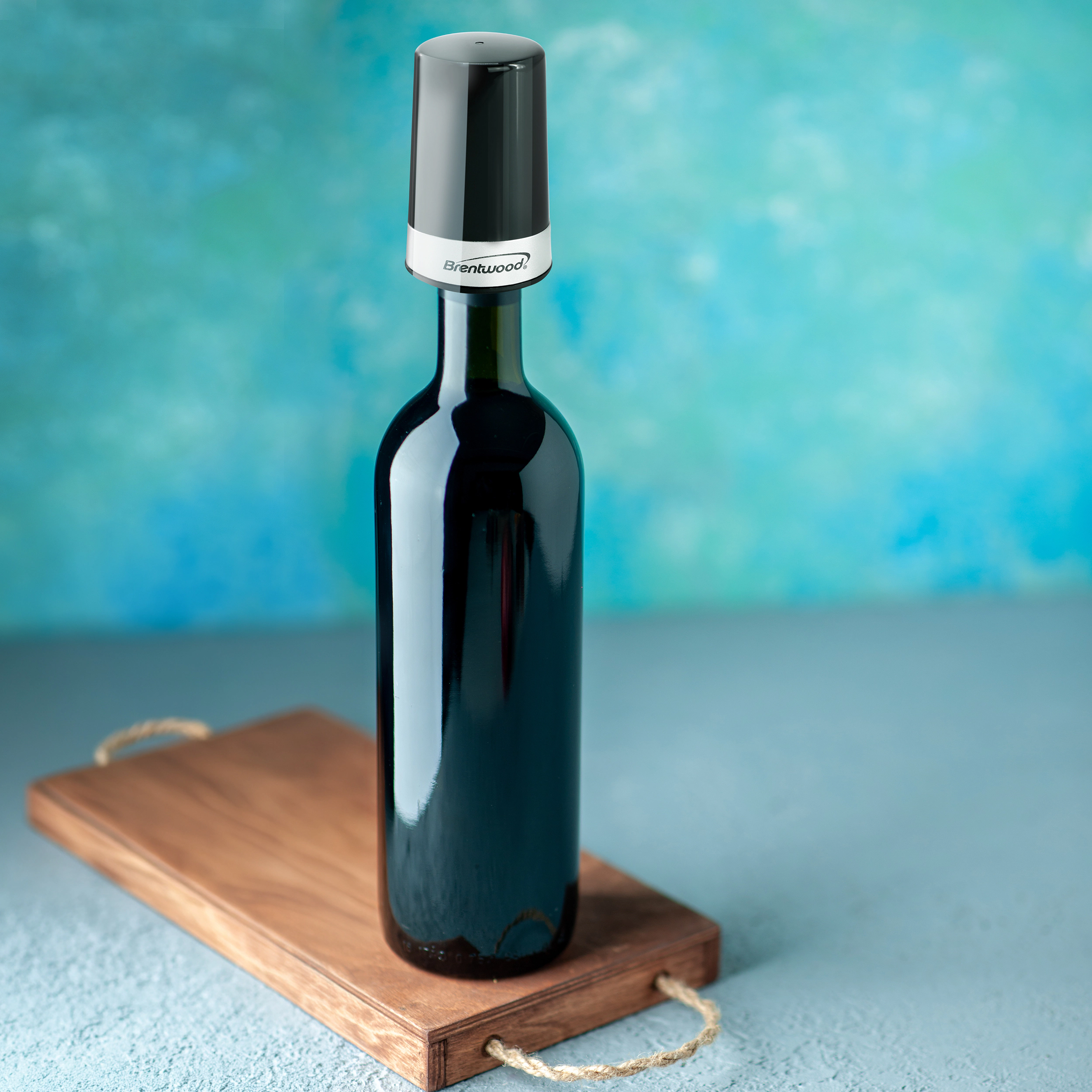 Brentwood Portable Automatic Vacuum Wine Preserver Black