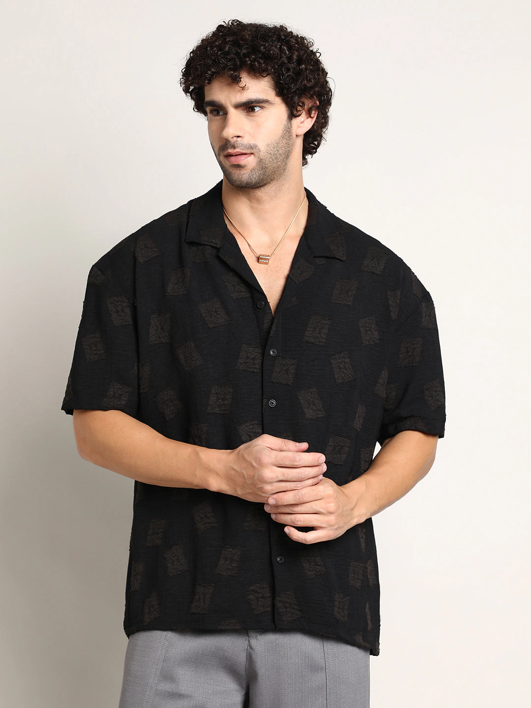 Campus Sutra Men's Indie-Cuban Oversized Shirt