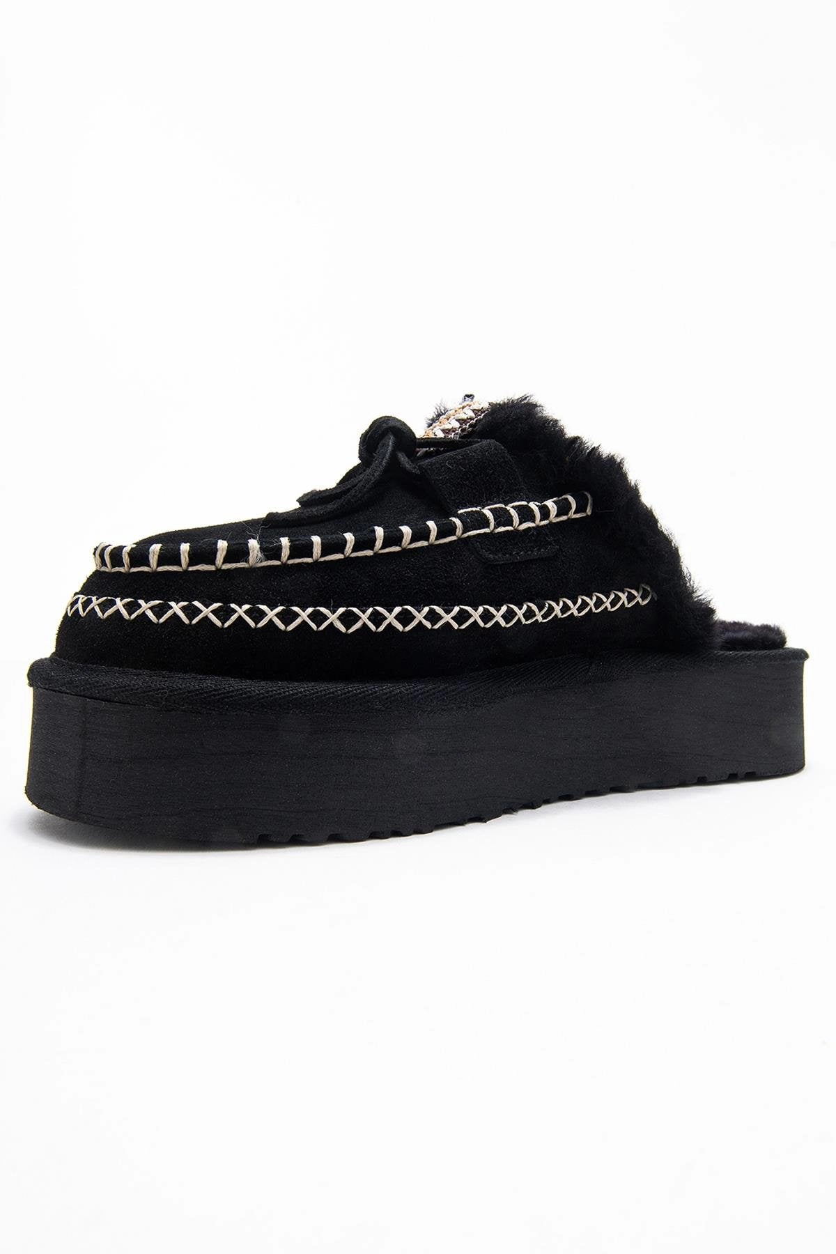 Forever & Always Womens Yalina Leather Platform Moccasin Slippers