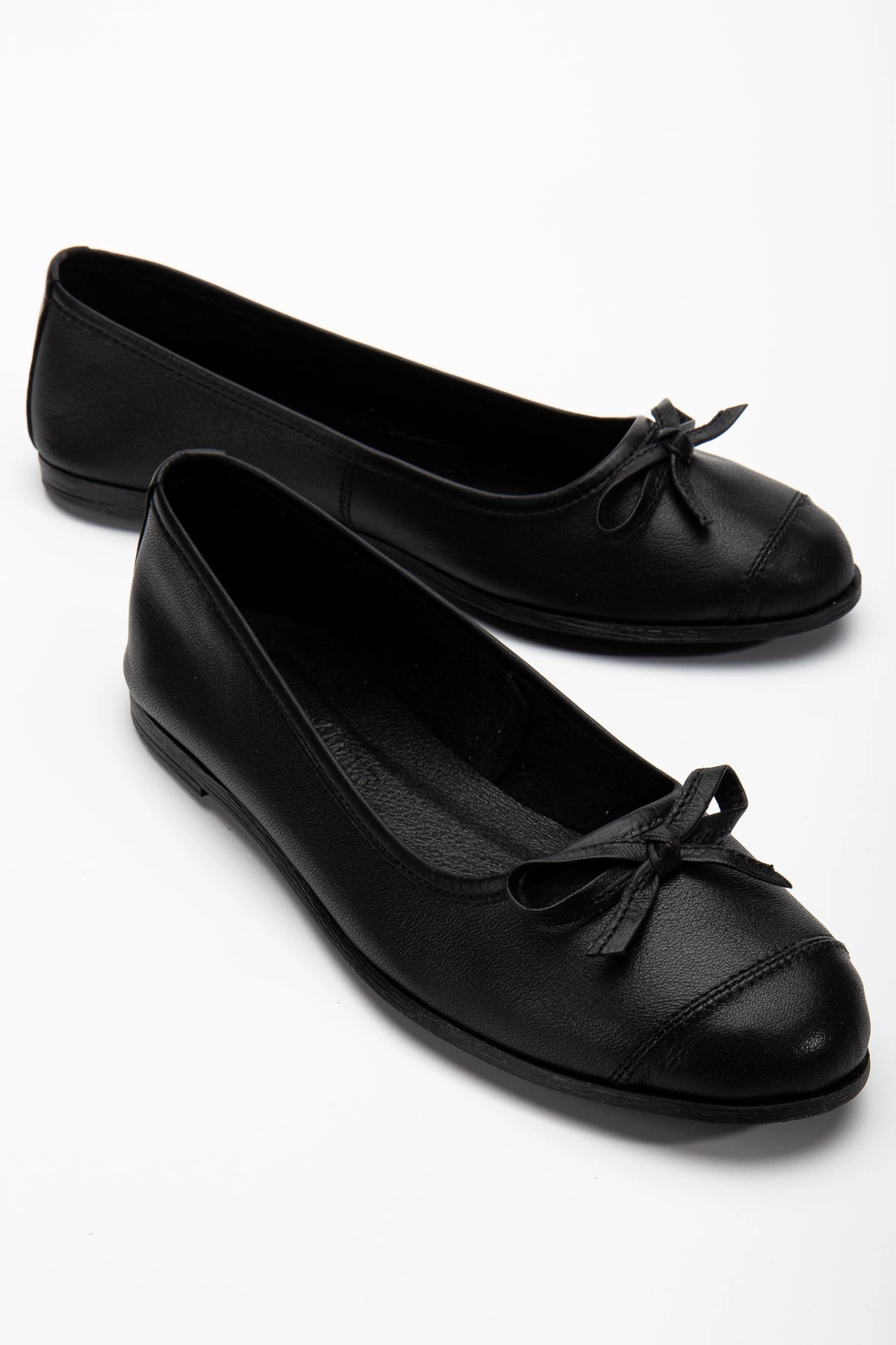 Forever & Always Womens Brooklyn Leather Ballerina Flats