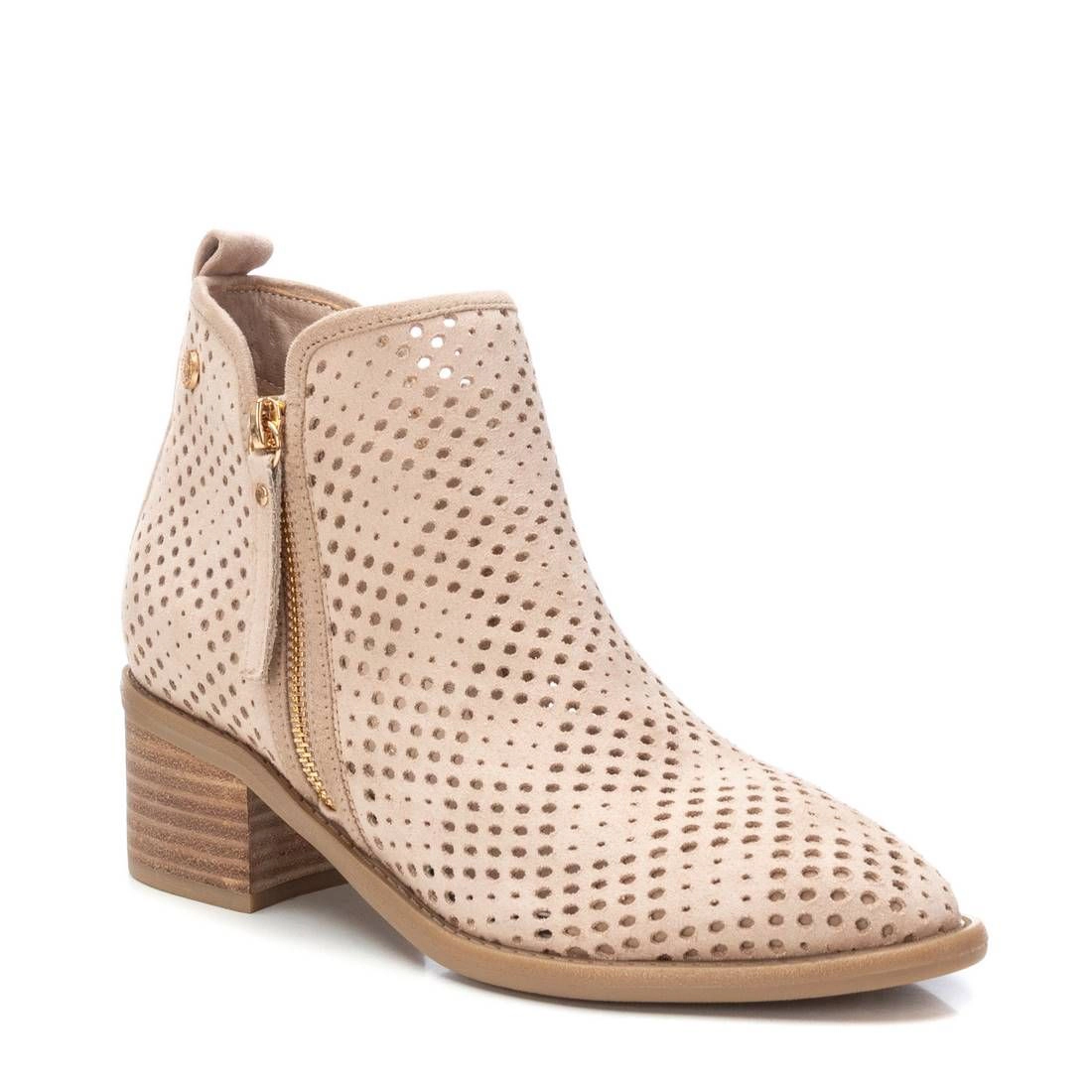 XTI Women's Pointed Toe Booties