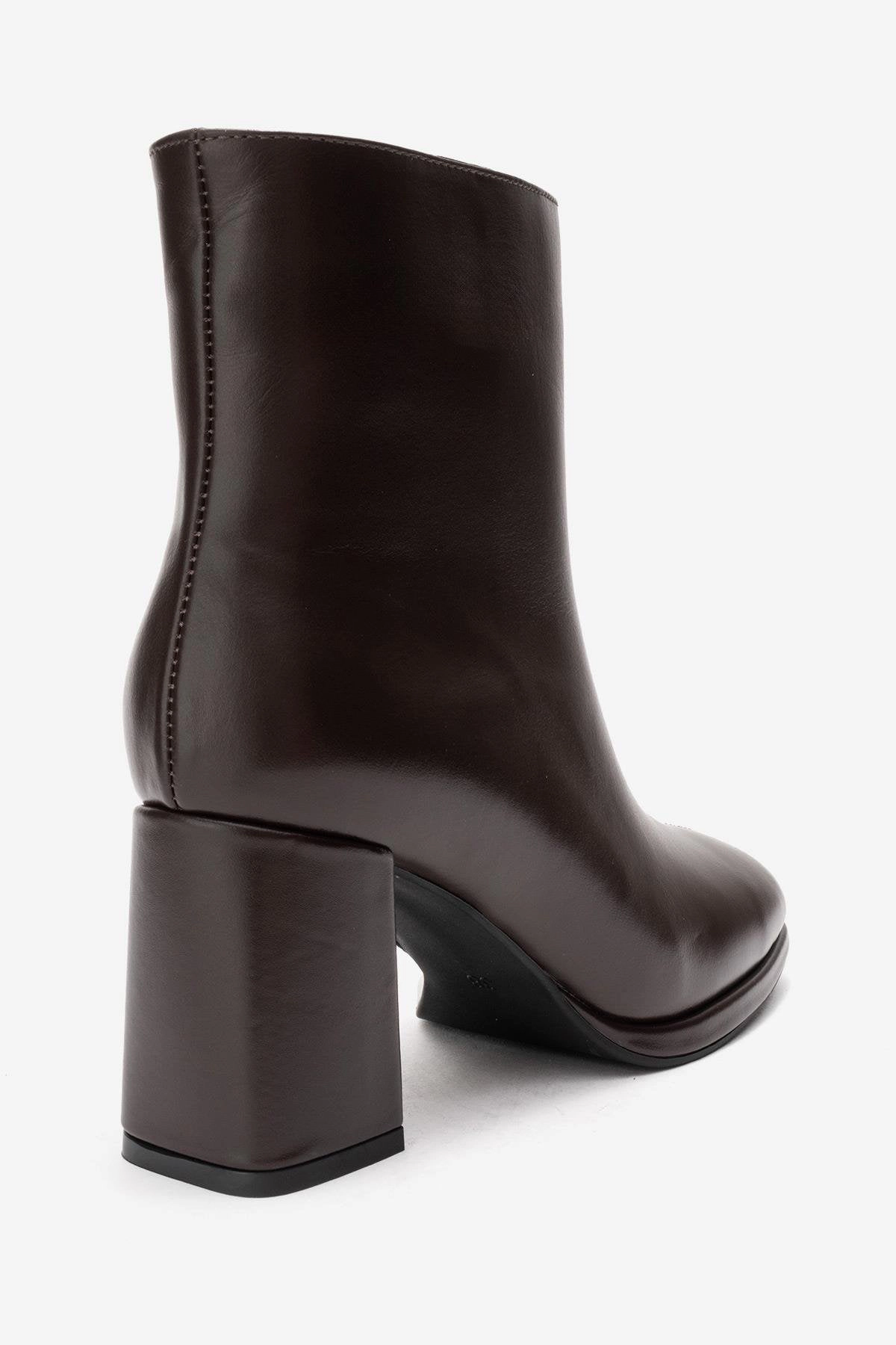 Forever & Always Womens Napoli Leather Block Heel Boot