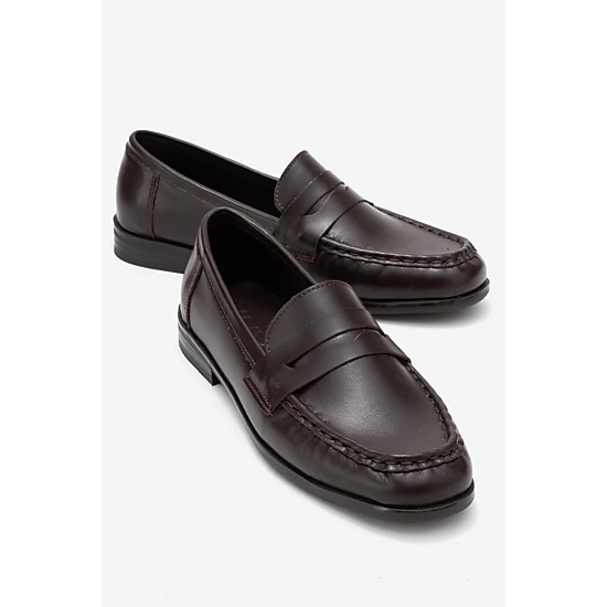 Forever & Always Womens Valia Leather Loafer