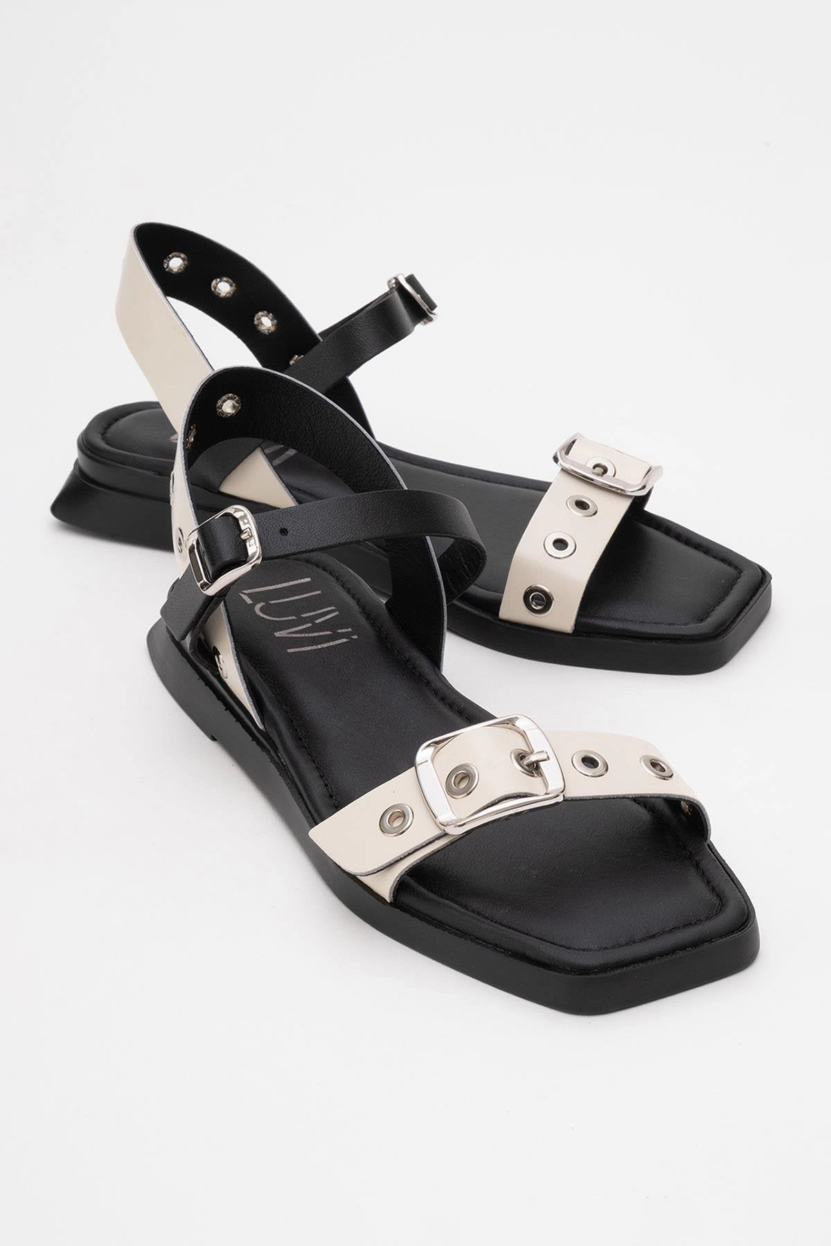 Forever & Always Womens Mozes Leather Sandals
