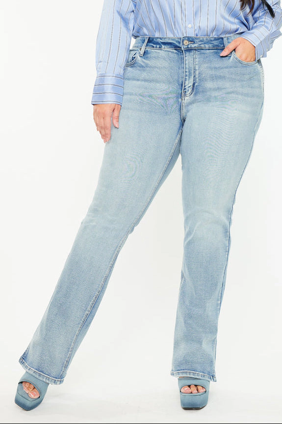 Kancan Women's Plus Mid Rise Y2k Bootcut Jeans Doreen