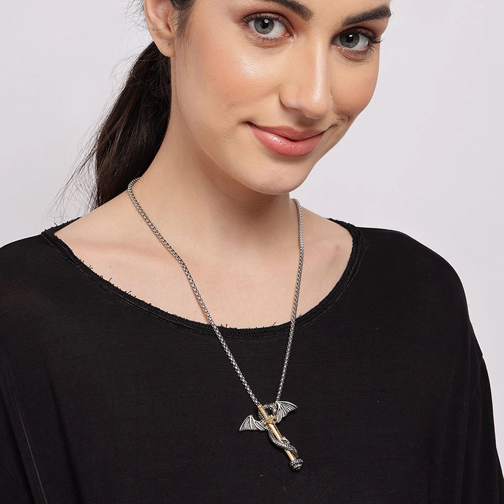 SOHI Women's Silver Winged Pendant Necklace