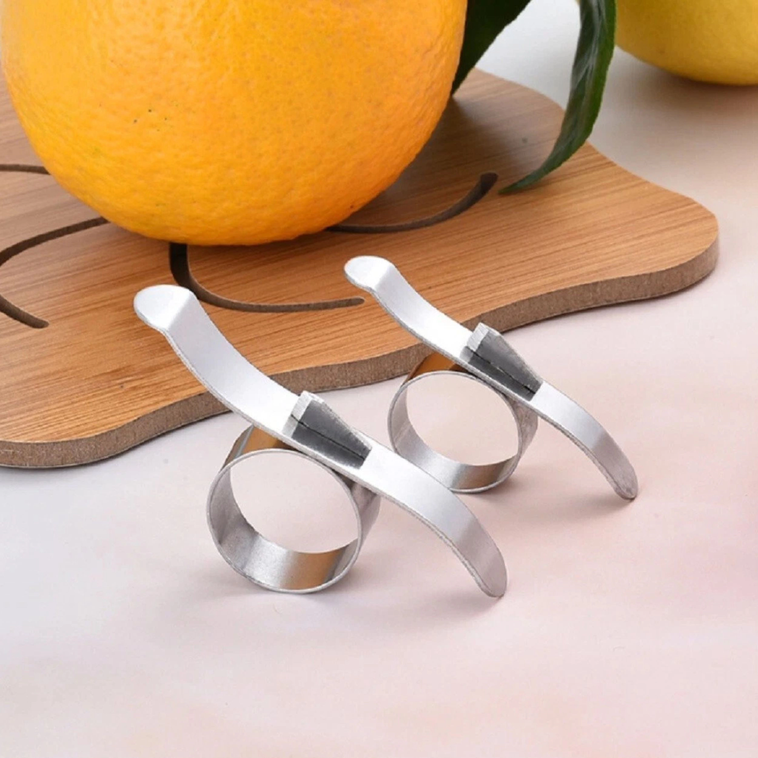 Home Collection Pack of 2 Stainless Steel Orange Peeler Citrus Fruit Peeling Tool