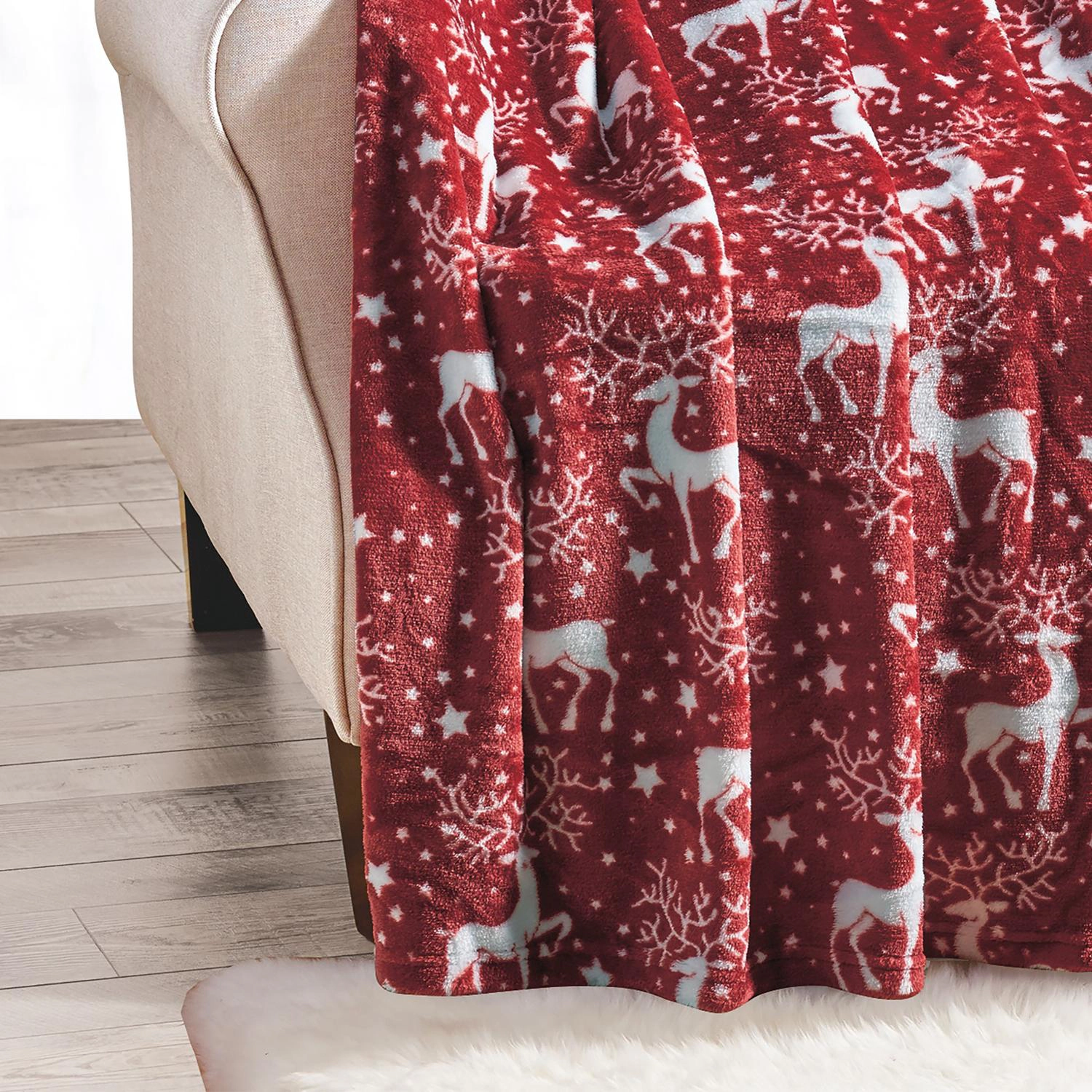 Plazatex Reindeer Christmas Plush All Season Decorative Throw Blanket 50" X 60" Red