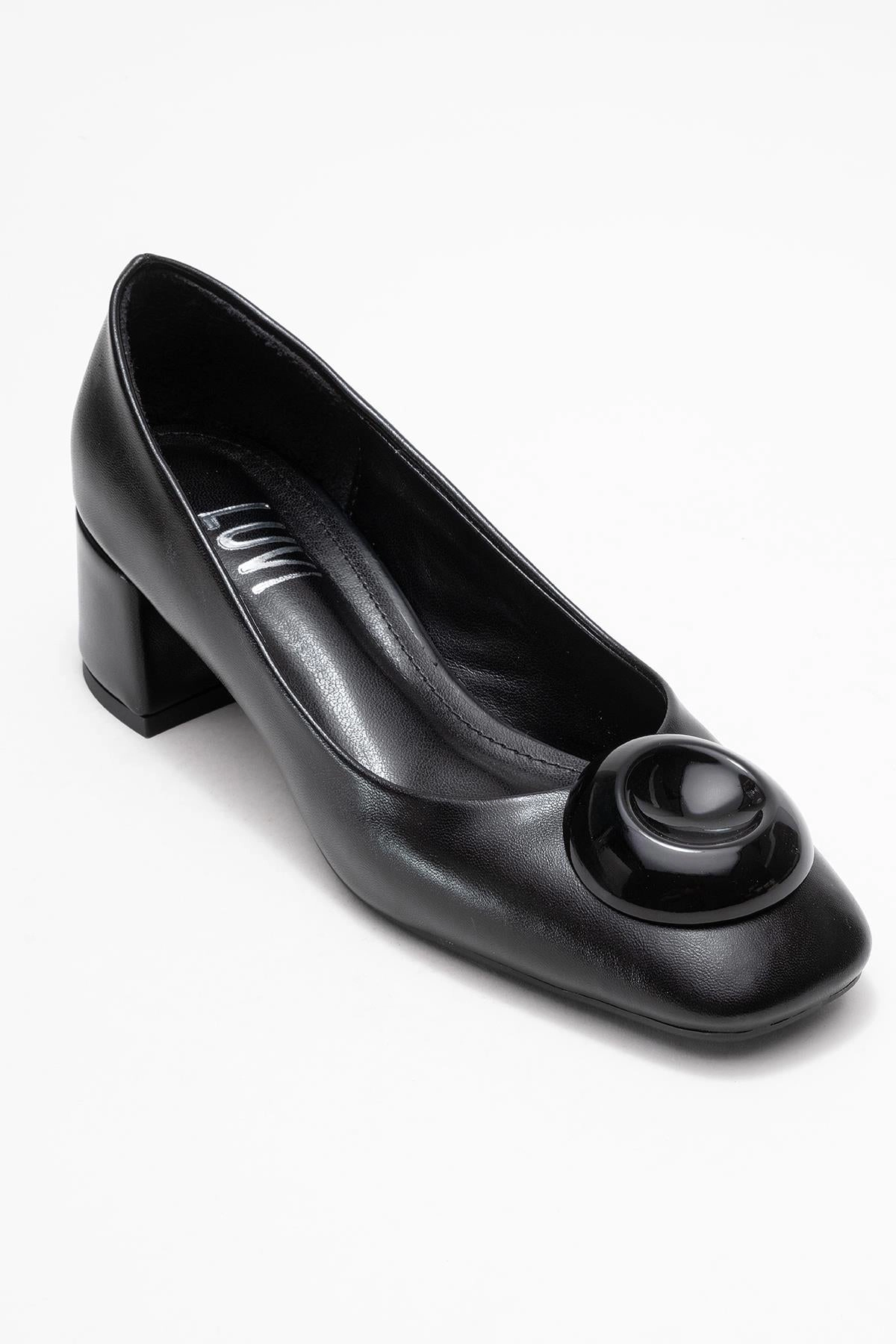 Prologue Shoes Womens Mila Buckle Square Toe Block Heel Pump