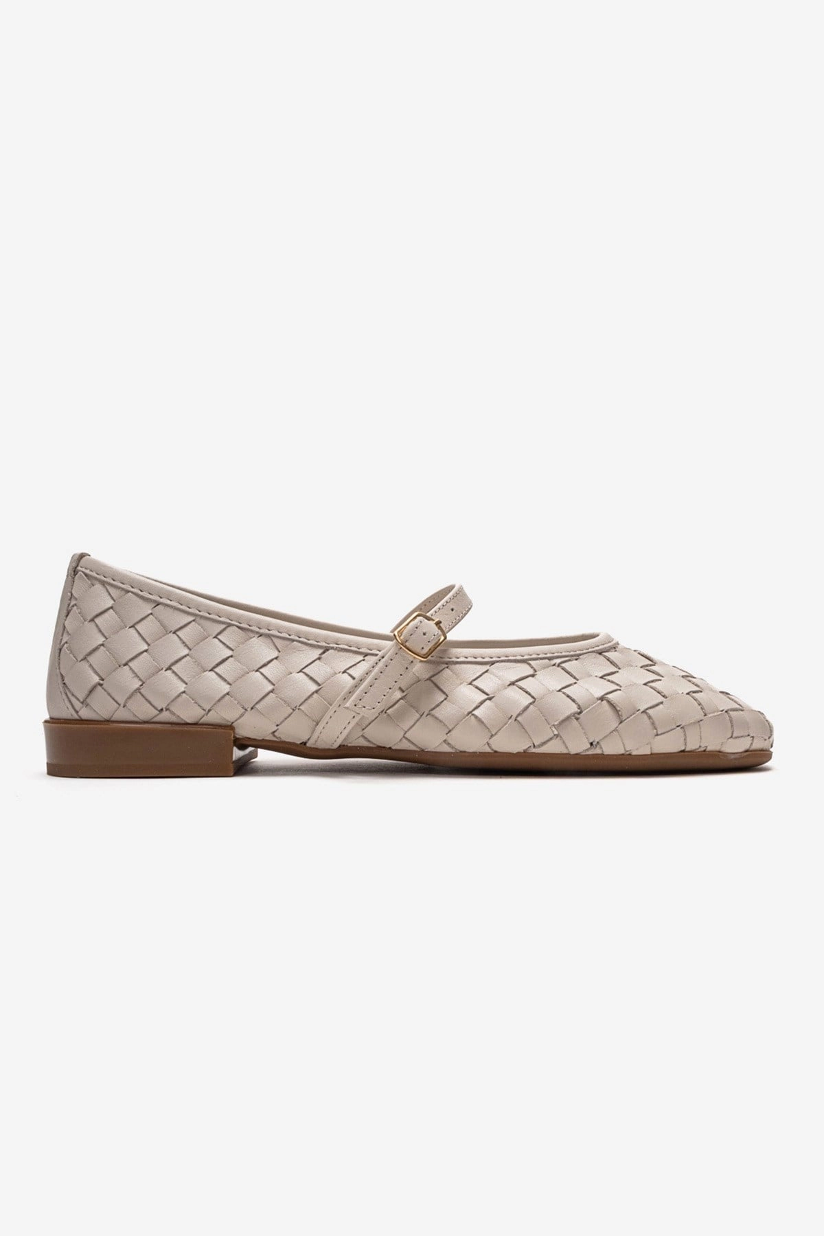 Forever & Always Womens Yevora Leather Woven Strap Ballet Flat