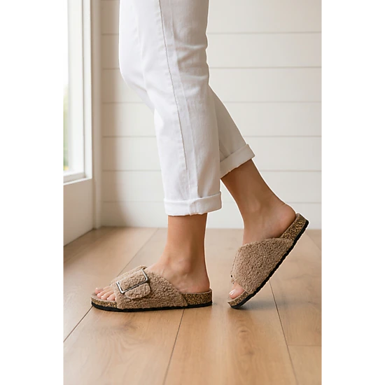 Threaded Pear Women's Rochelle Buckle Crossed Band Slippers
