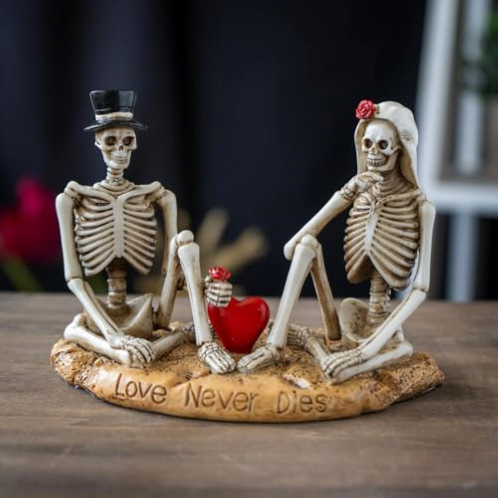 Pacific Giftware Eternal Love Skeleton Couple Figurine Wedding Gothic Decor Piece for Romantic Occasions 4.13 inch