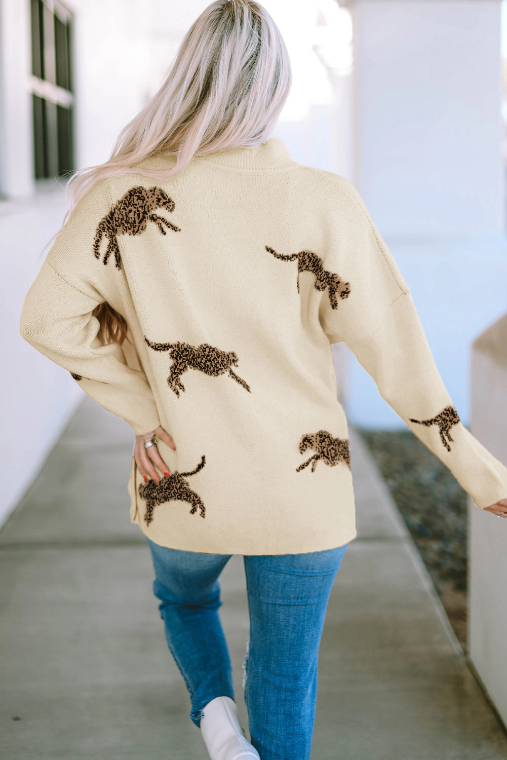 Threaded Pear Women's Harper Print High Hem Sweater