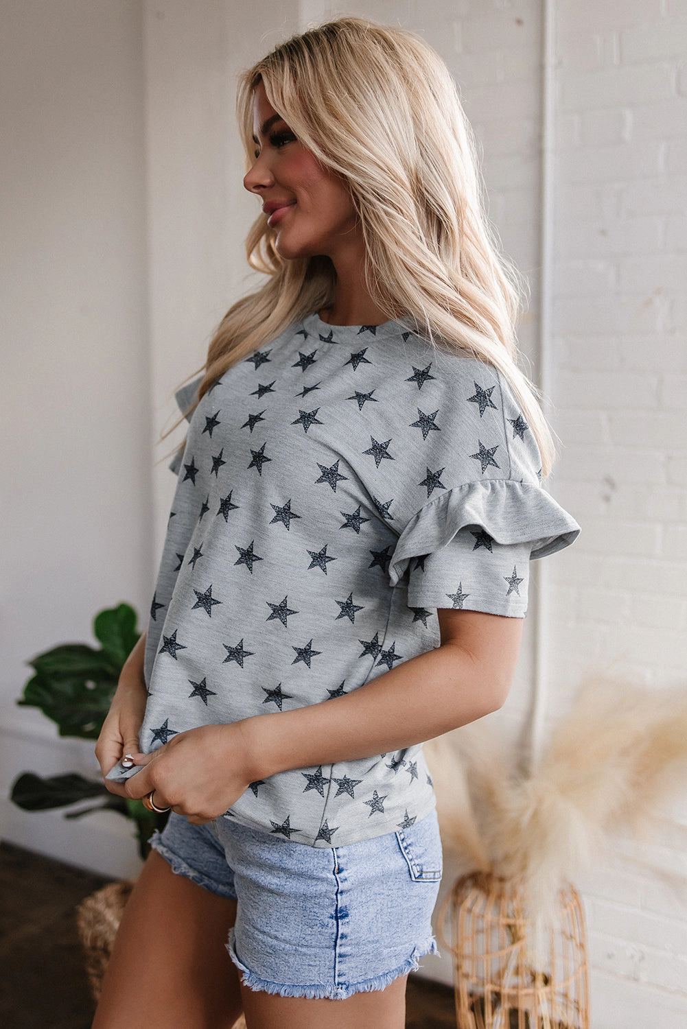 Threaded Pear Women's Joelle Star Ruffled Sleeve Crew Neck Top