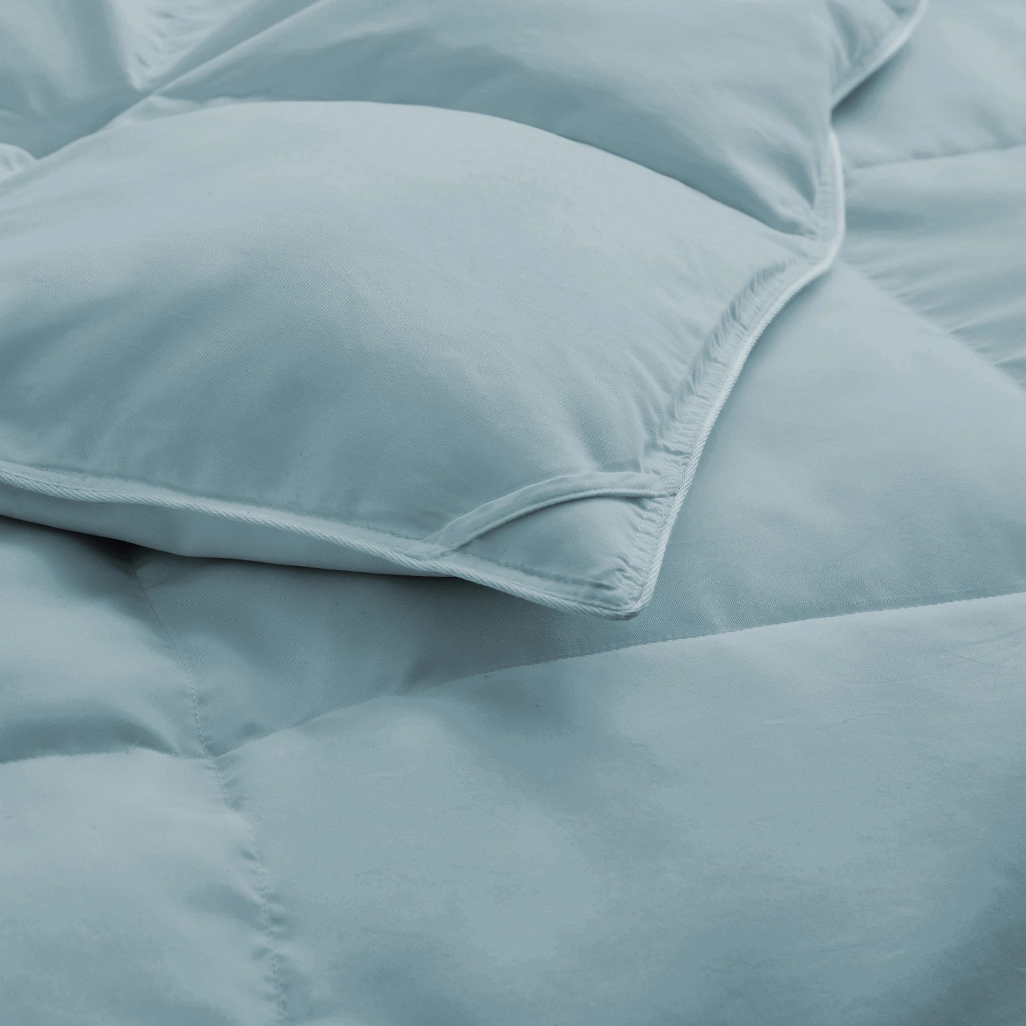 Unikome Lightweight Feather & Down Fiber Comforter, Soft Breathable Duvet Insert with Corner Loops