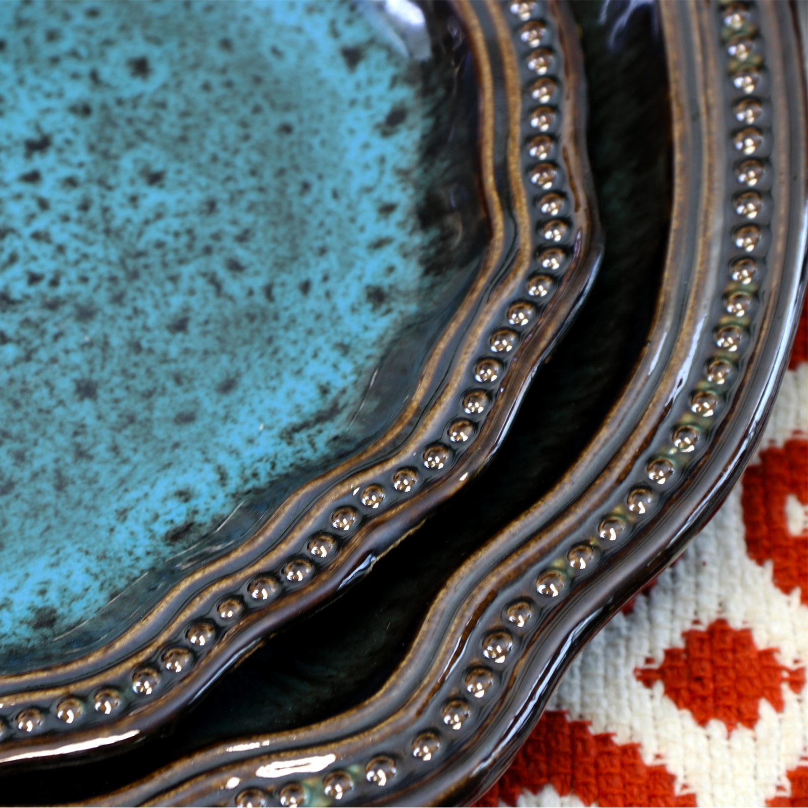Elama’s Mystic Waves 16 Piece Dinnerware Set