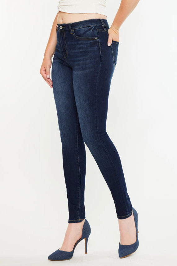 KanCan Women's Curvy Essentials High Rise Skinny Jeans Effie