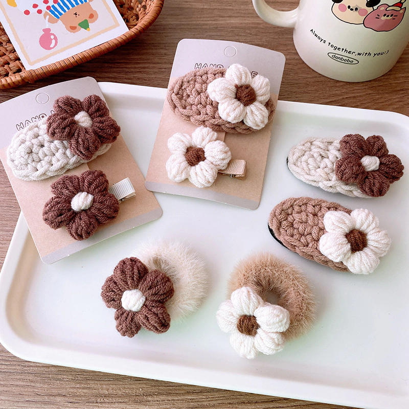 MyKids-USA Adorable Handcrafted Knitted Hair Accessories For Children And Teens: Beige Floral Clip Plush Hairband