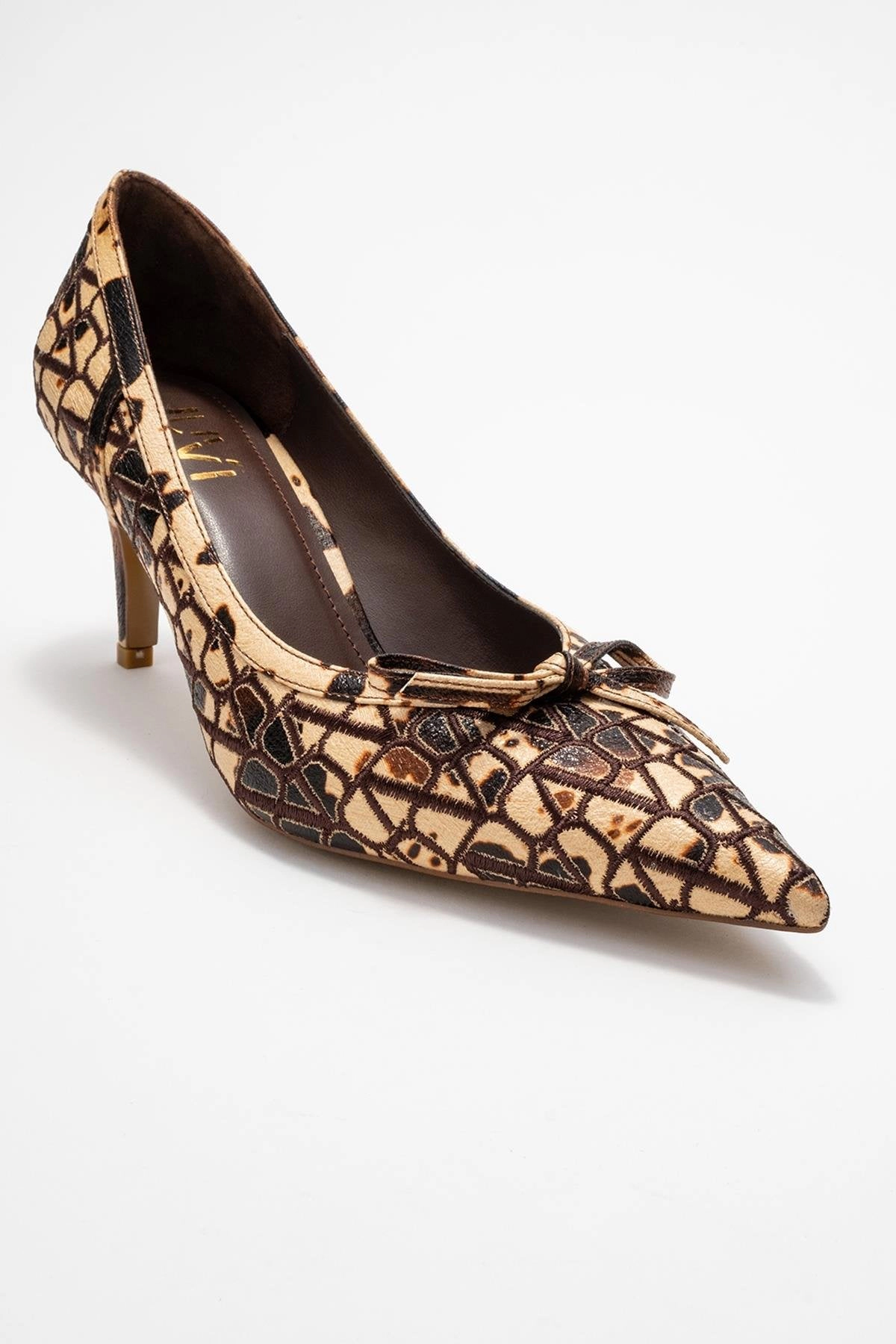 Prologue Shoes Womens Camden Bow Pointed Toe Pump