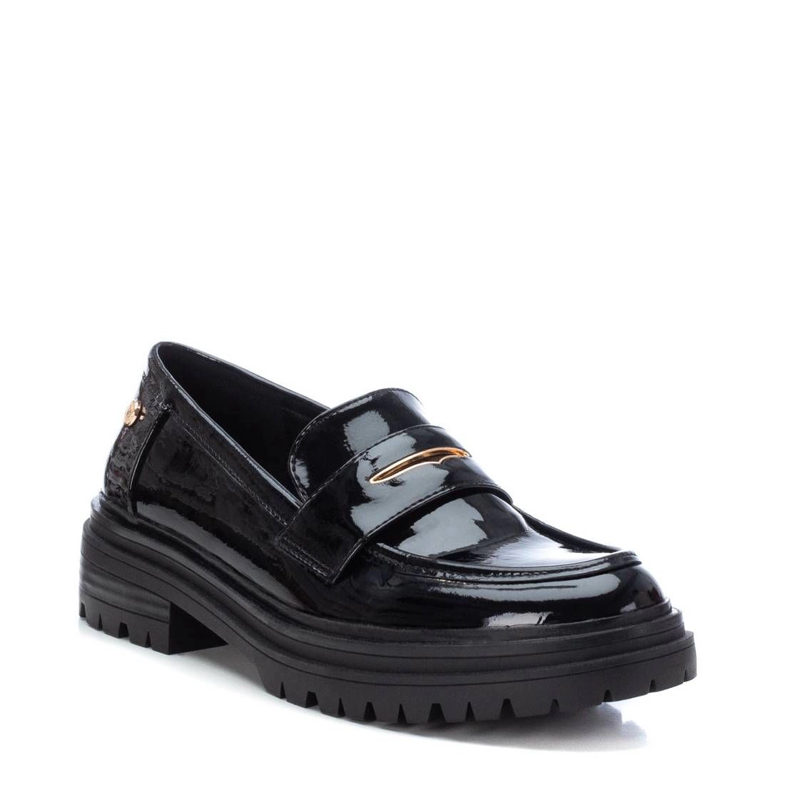 XTI Women's Patent Leather Moccasins