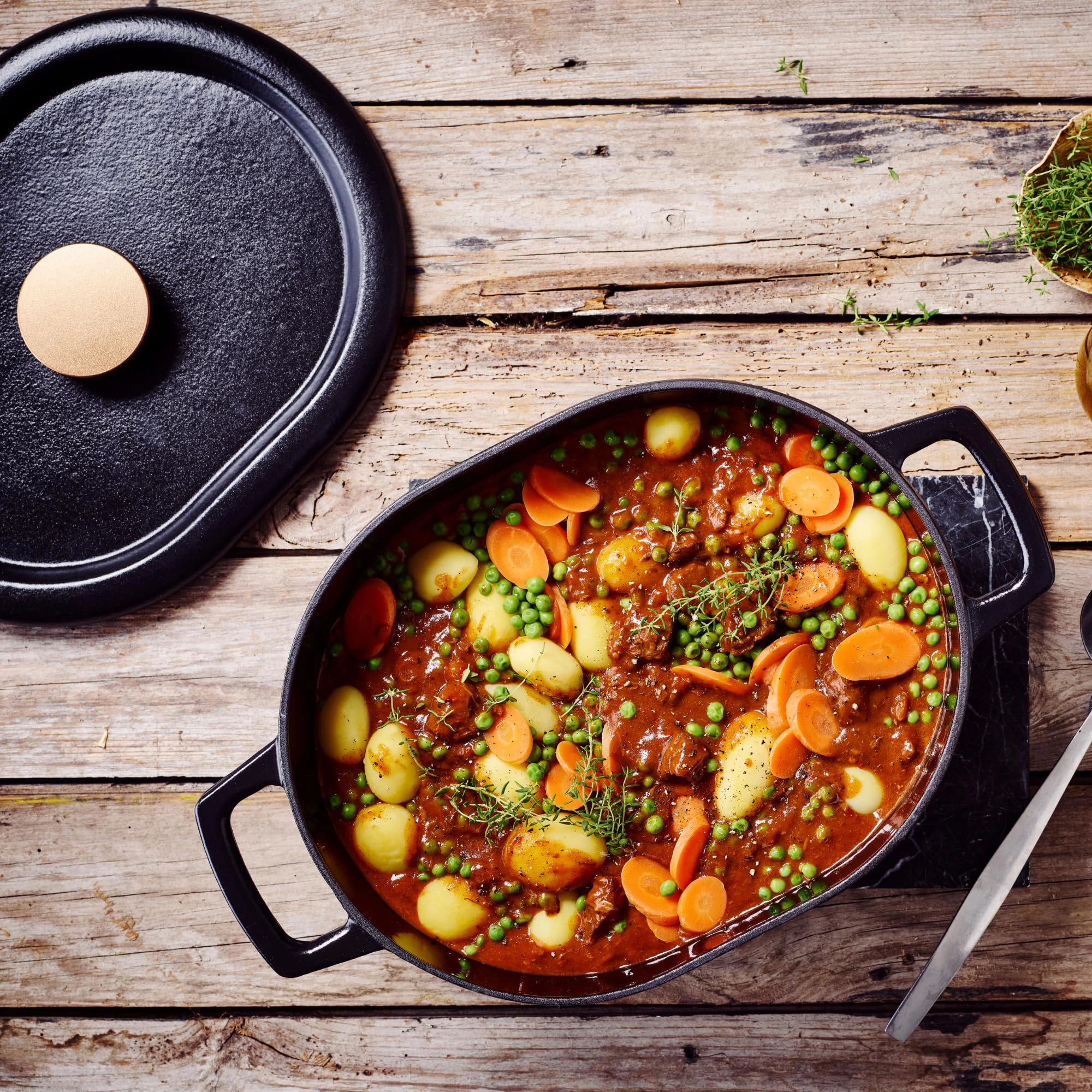 Alva Nori 6-Quart Enameled Cast Iron Dutch Oven