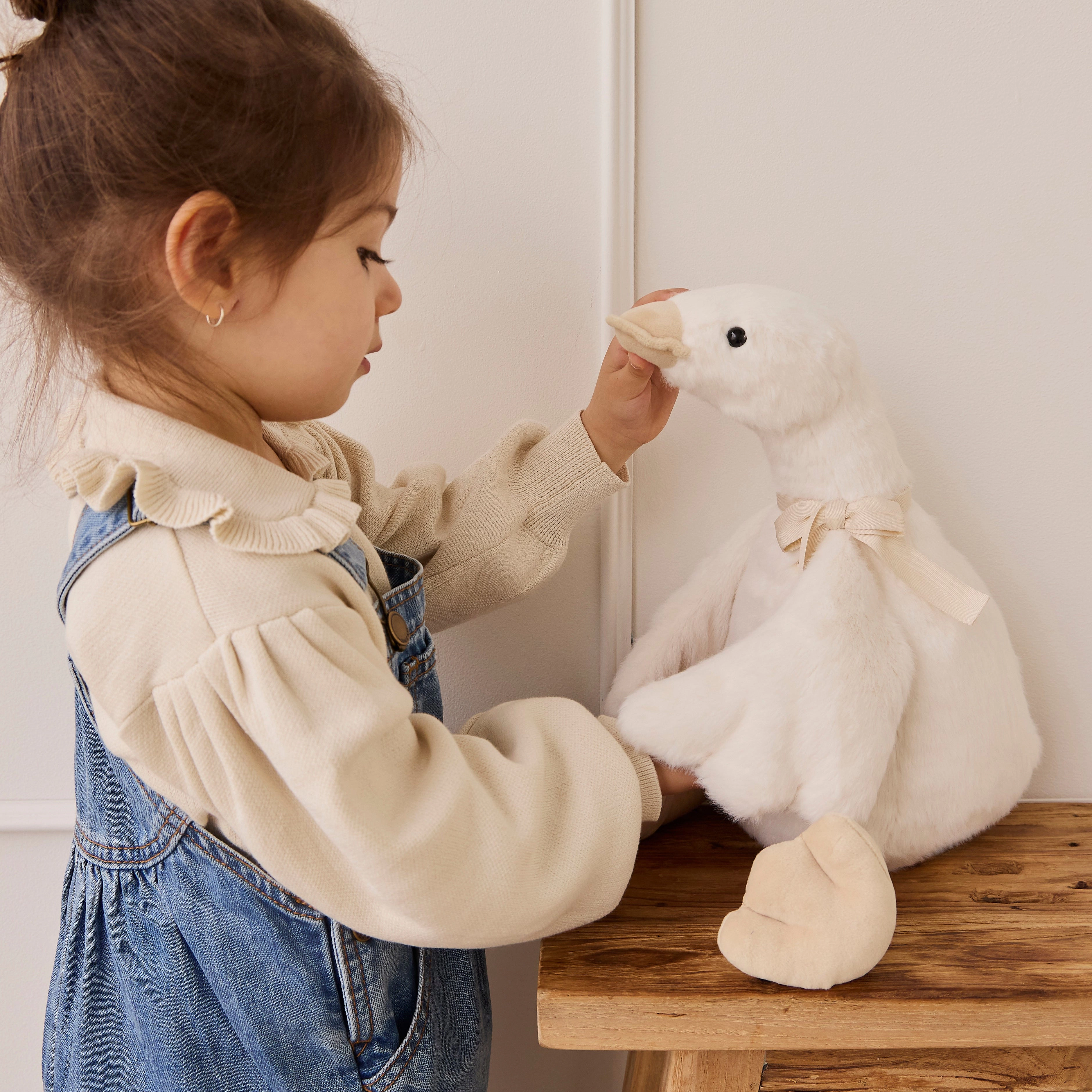 Snuggle Bunnies Rose the Mommy Duck 18"