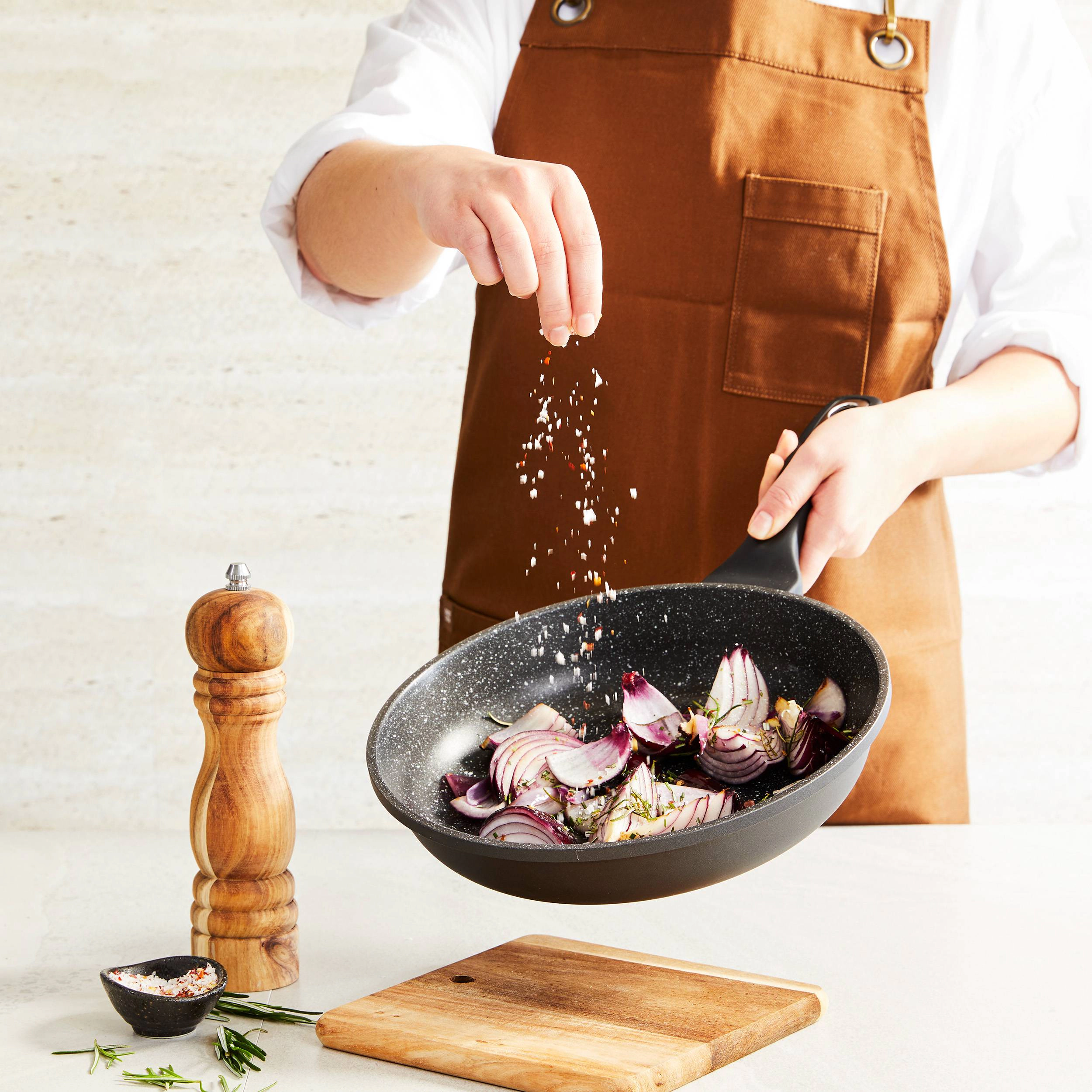 Cuisine::pro® GRANITE™ Frypan 11"