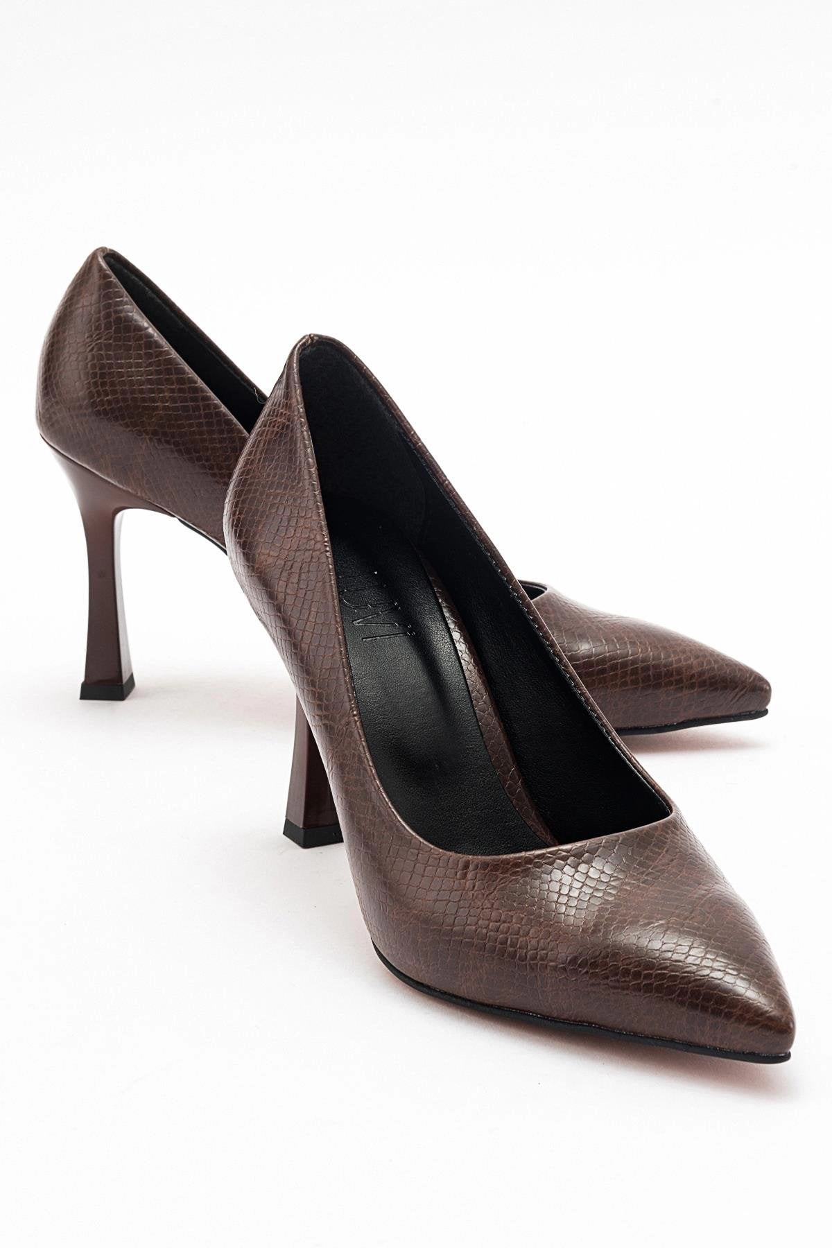 Prologue Shoes Womens Forest Pointed Toe Pump