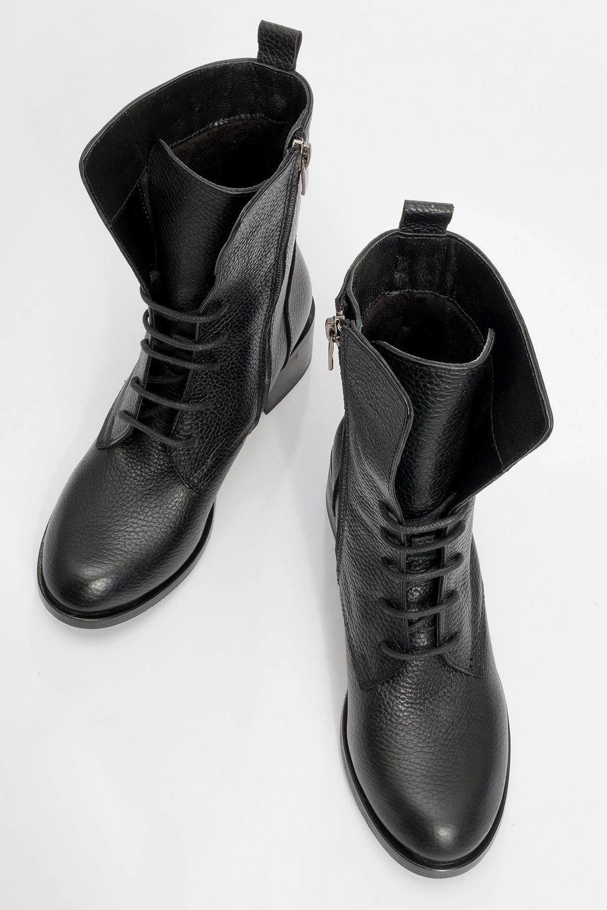 Forever & Always Womens Lana Leather Block Heel Boot