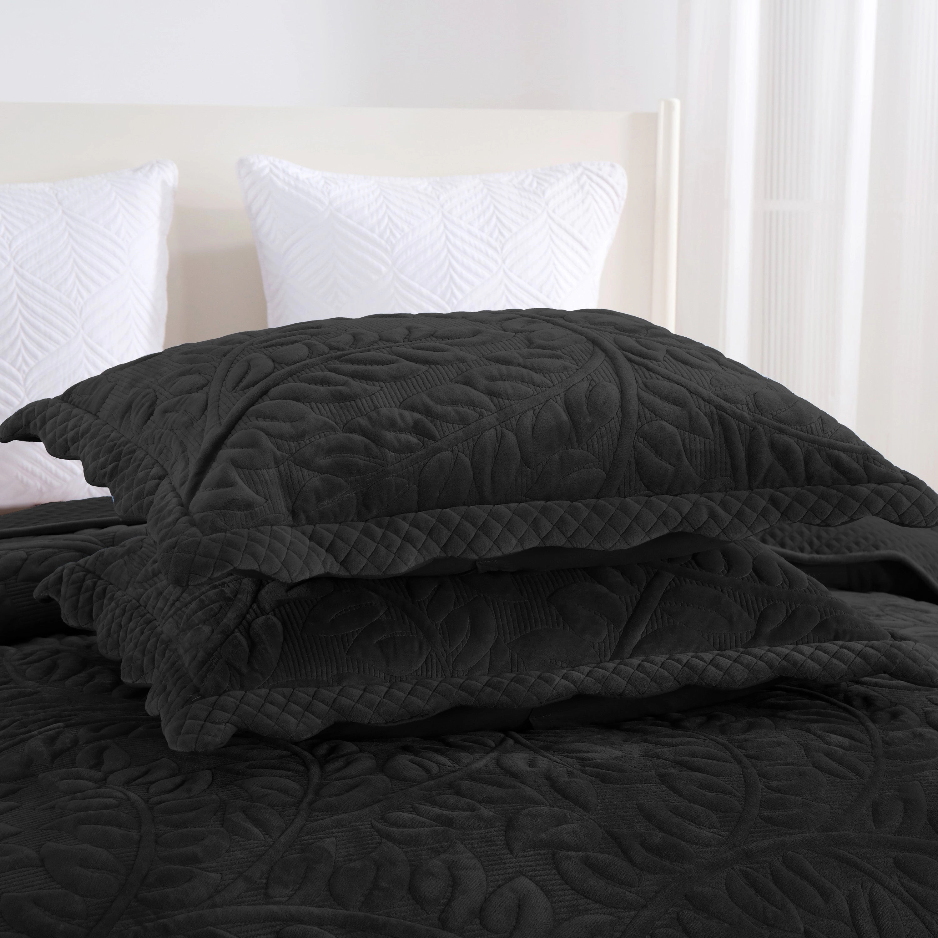 MarCielo 3 Piece Luxury Velvet Quilt Bedspread Set,Solid Leaf Coverlet with 2 Pillowshams