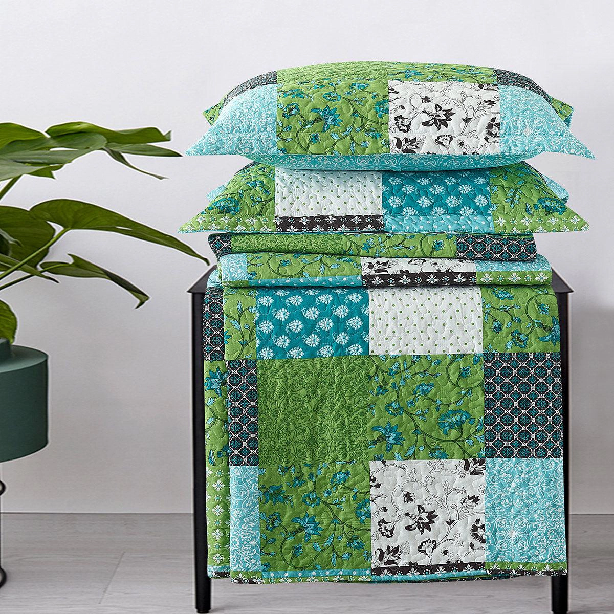 Egyptian Linens Rebekah Spring Garden Wrinkle Free Oversized Quilt Coverlet Set