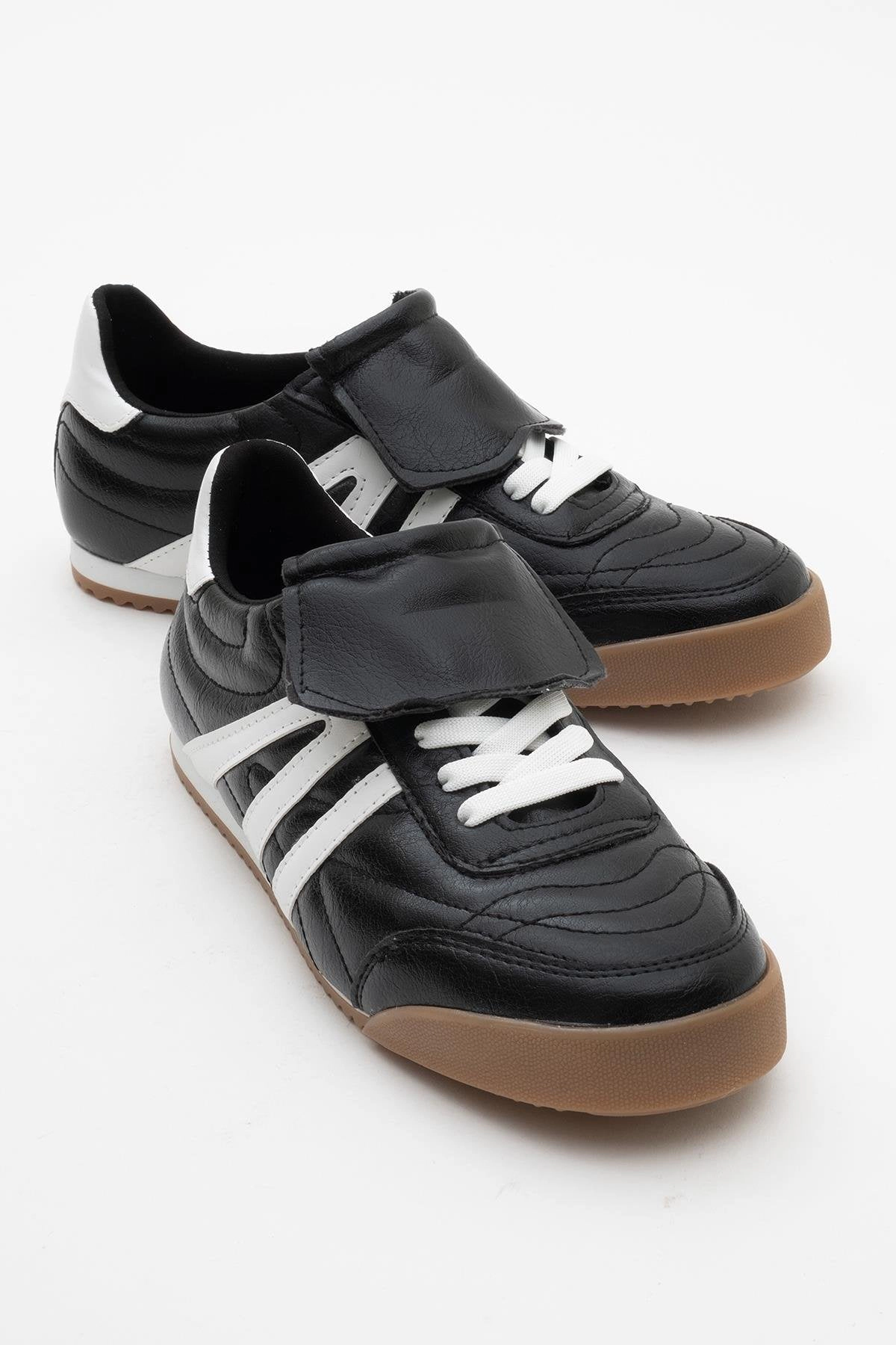 Prologue Shoes Womens Bria Sneakers