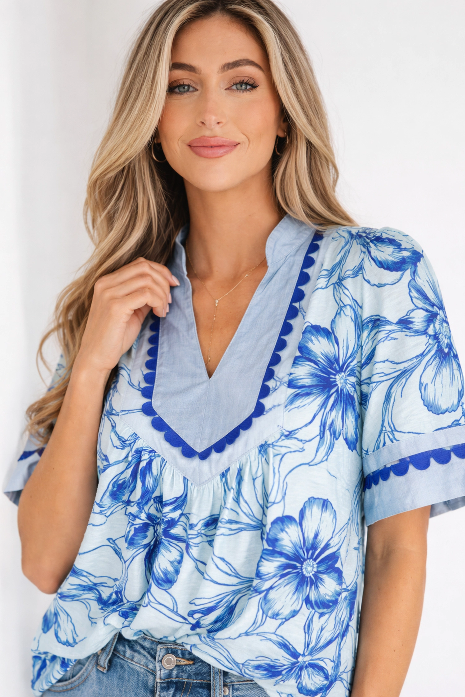 Threaded Pear Women's Elowen Short Sleeve Floral Blouse