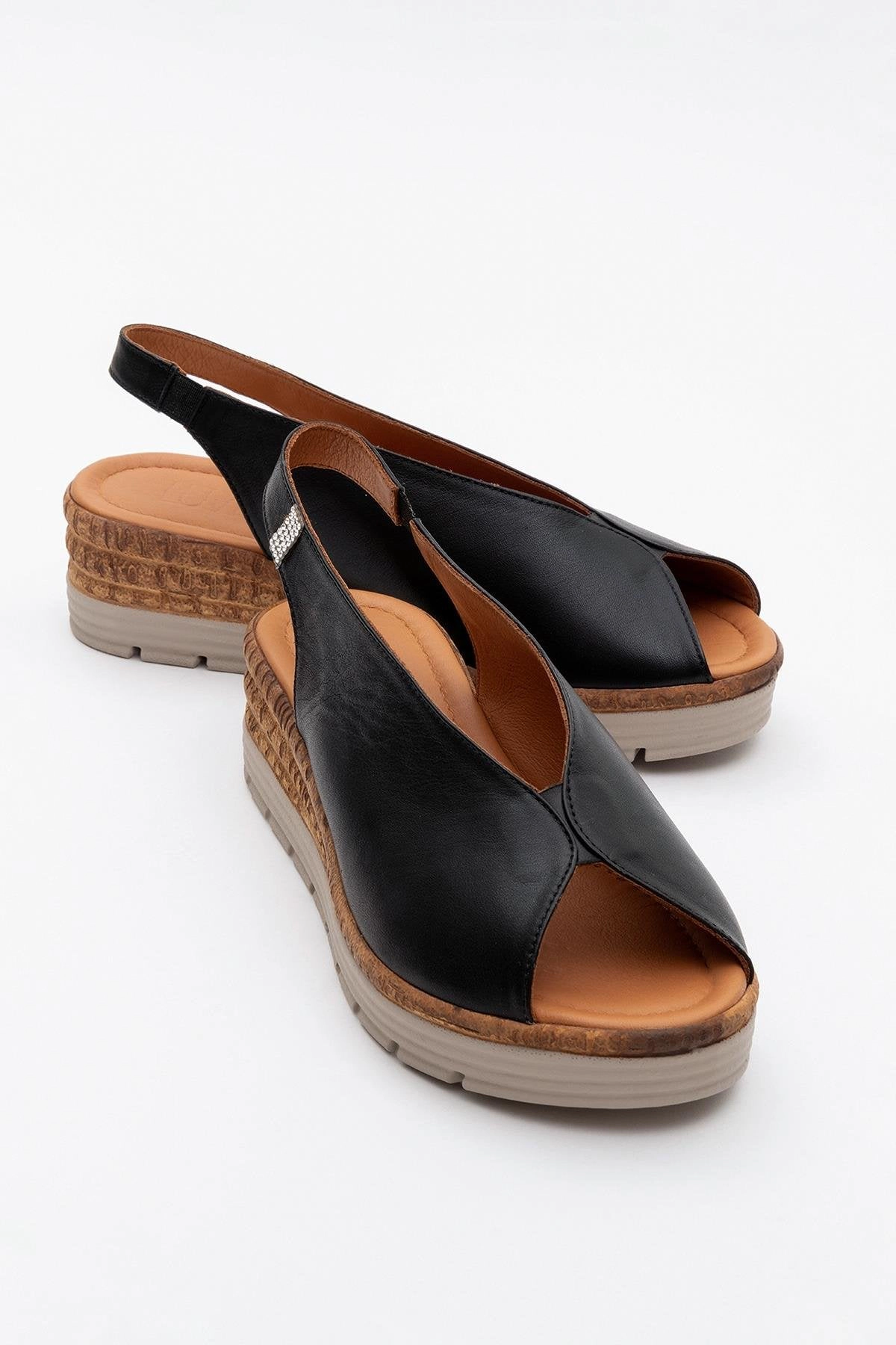 Forever & Always Womens Blom Leather Platform Sandals