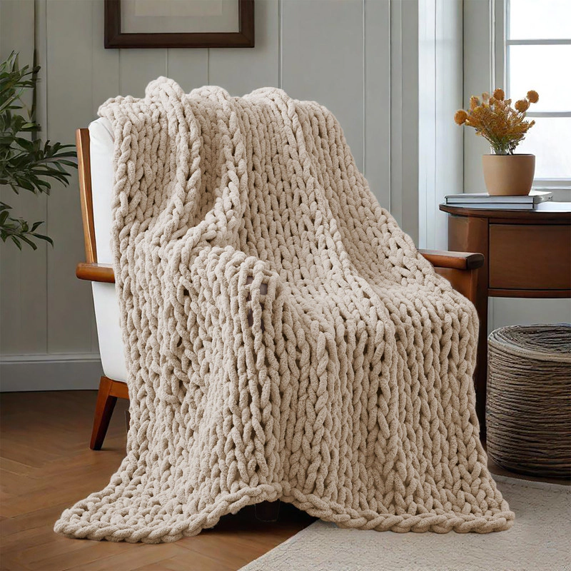 Unikome Ultra-Soft Knit Throw Blanket – 50" x 60"