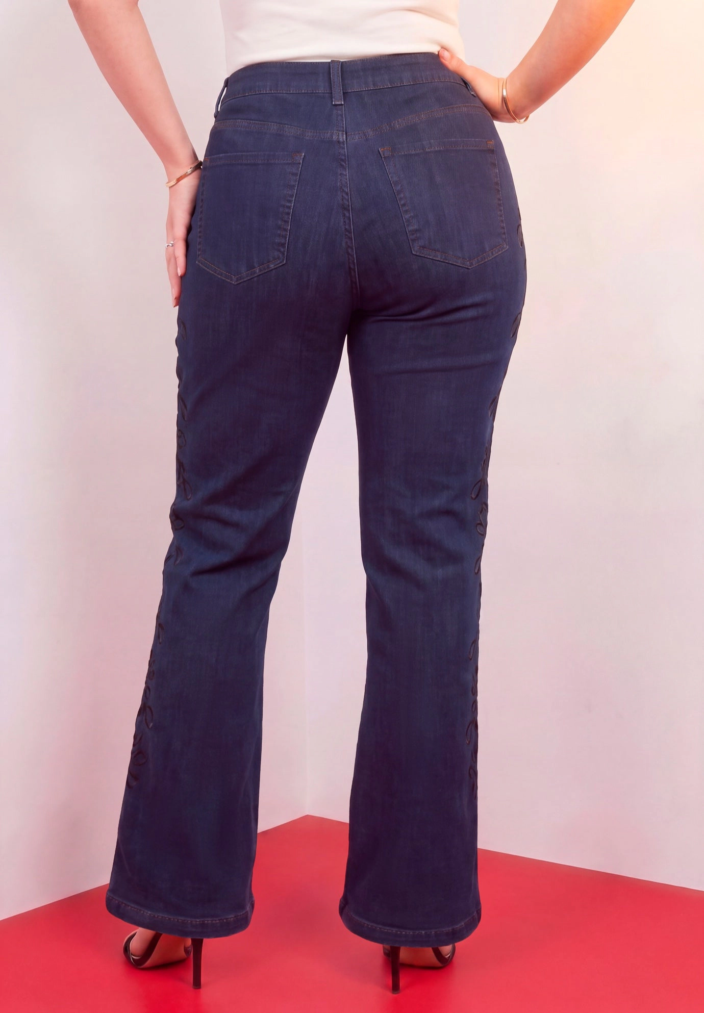 Roaman's Women's Plus Whitney Jean with Invisible Stretch