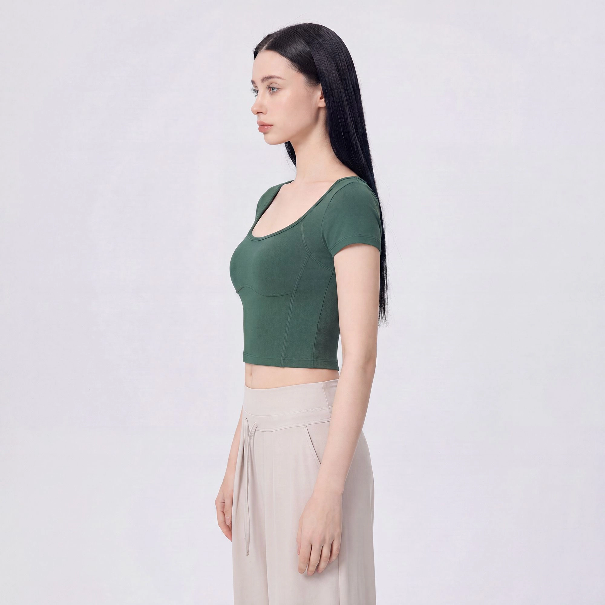 Anna-Kaci Women's Short Sleeve Cropped Yoga Top with Built-In Padding Scoop Neck Contoured Seam Activewear T-Shirt