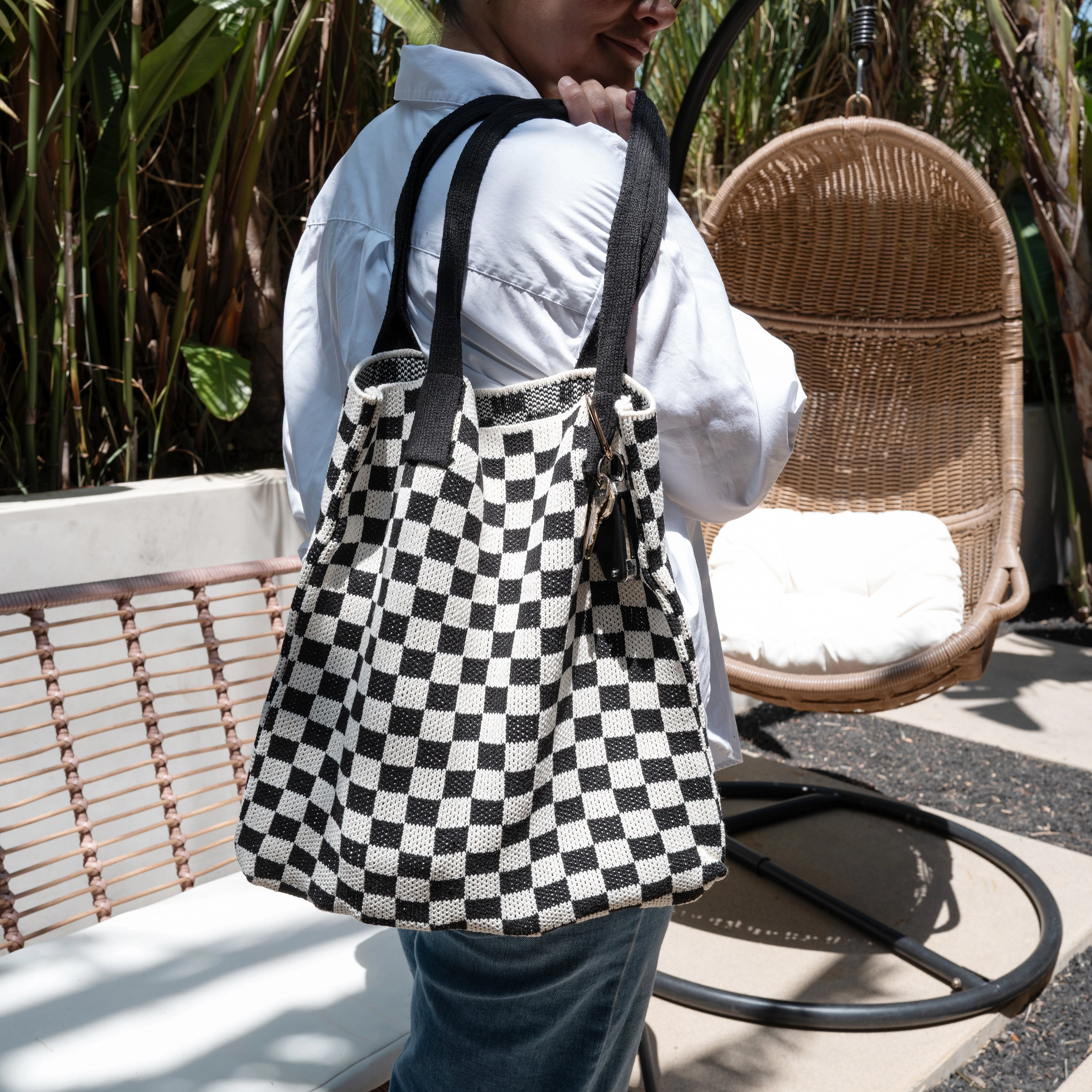 Casupo Checkered Sweater Tote Bag