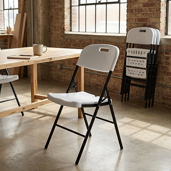 SUGIFT Set of 4 White Folding Plastic Chairs, 330 lb Capacity, HDPE ...