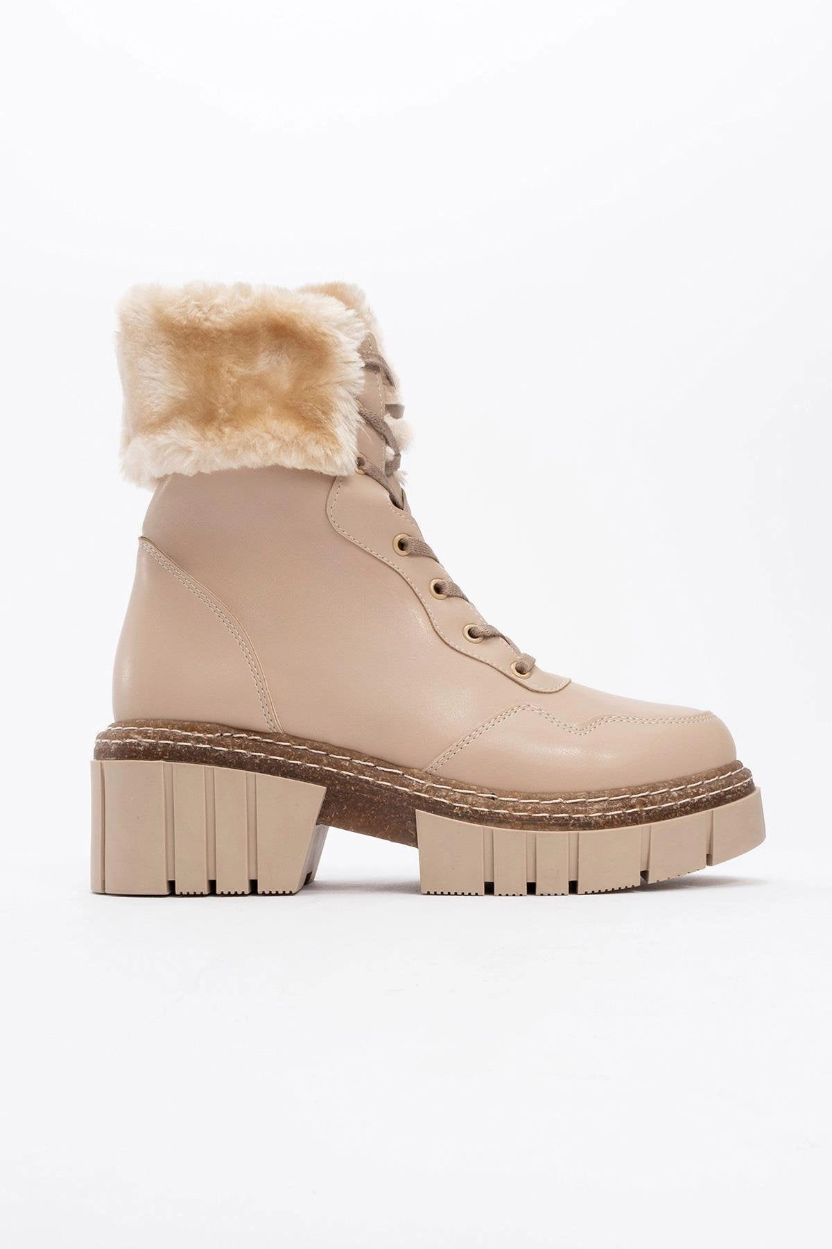 Prologue Shoes Womens Faith Fur Chunky Boot