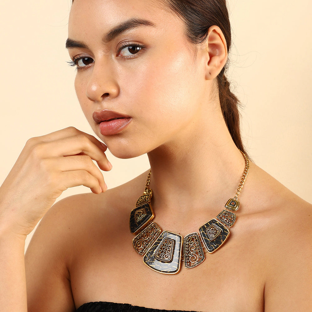 SOHI Women's Gold Plated Stone Necklace