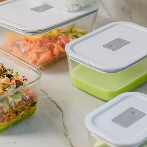 OU Glass Food Storage Container 5 Cup, Airtight Leak Proof Lids w/ Microwave Valve, Microwave Freezer Dishwasher Safe